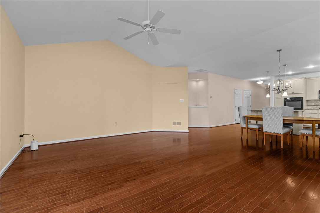 Sewickley, Pennsylvania, 15143, United States, 2 Bedrooms Bedrooms, ,2 BathroomsBathrooms,Residential,For Sale,1968653