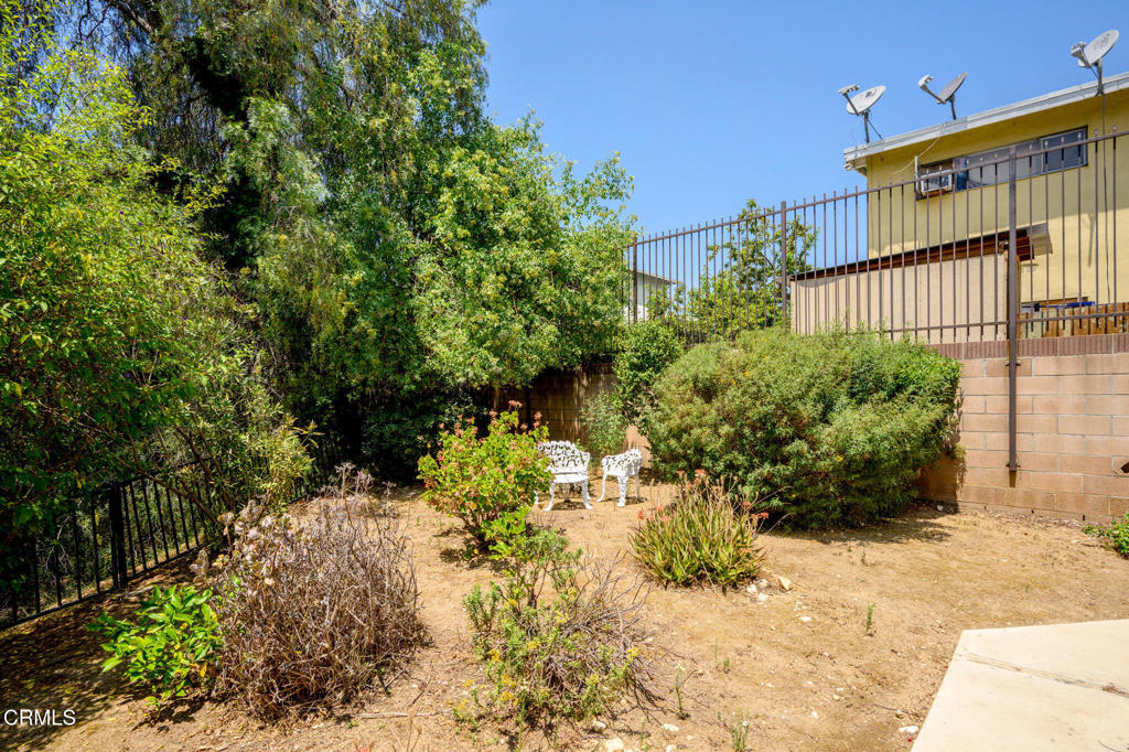 Los Angeles, California, 90042, United States, 2 Bedrooms Bedrooms, ,2 BathroomsBathrooms,Residential,For Sale,1856042