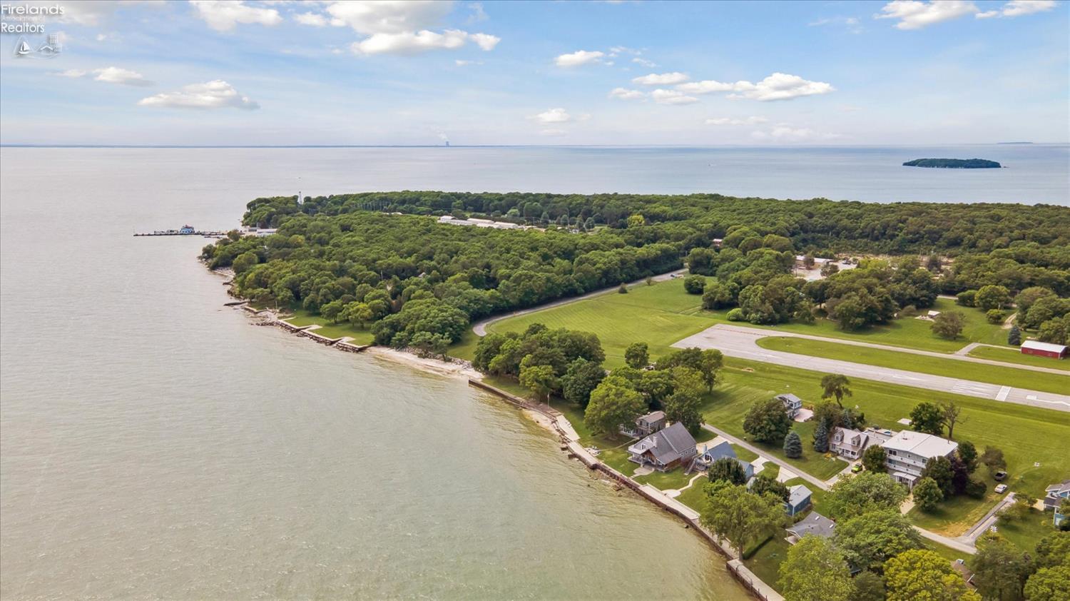 Put-In-Bay, Ohio, 43456, United States, 5 Bedrooms Bedrooms, ,3 BathroomsBathrooms,Residential,For Sale,1979918