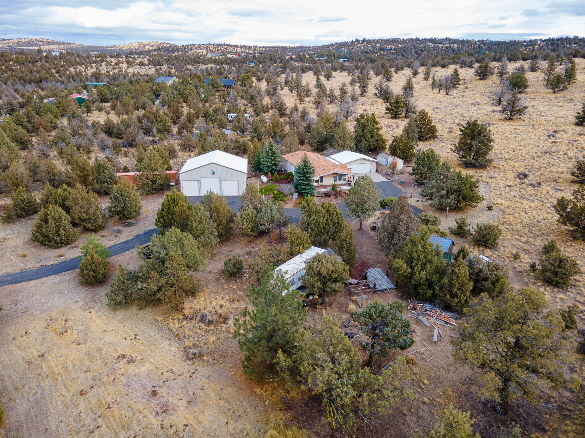 5459 SE Pawnee Lp., Prineville, Oregon, 97754, United States, 3 Bedrooms Bedrooms, ,2 BathroomsBathrooms,Residential,For Sale,5459 SE Pawnee Lp.,1658566
