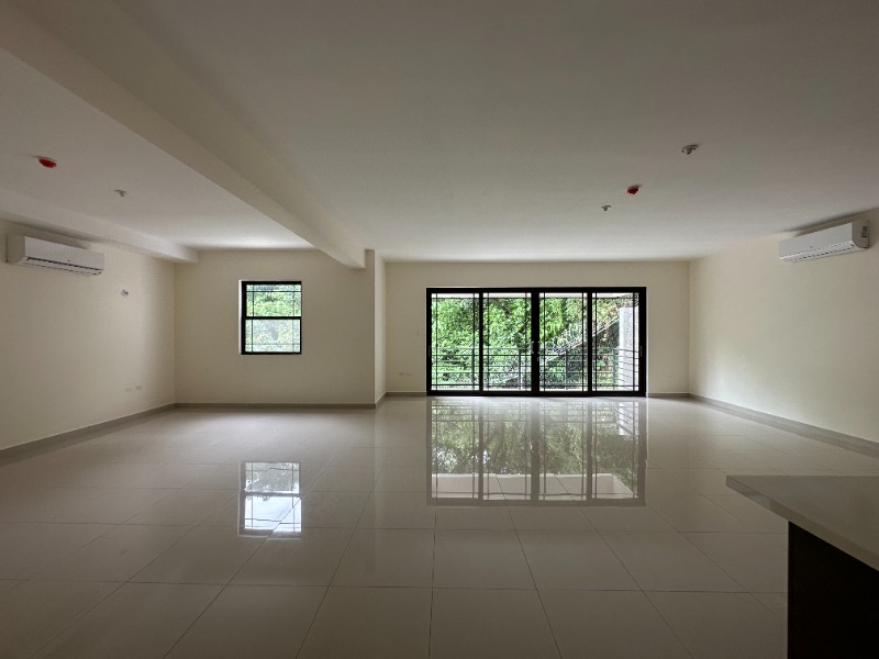 Kingston 6, JM, 2 Bedrooms Bedrooms, ,3 BathroomsBathrooms,Residential,For Sale,1838933
