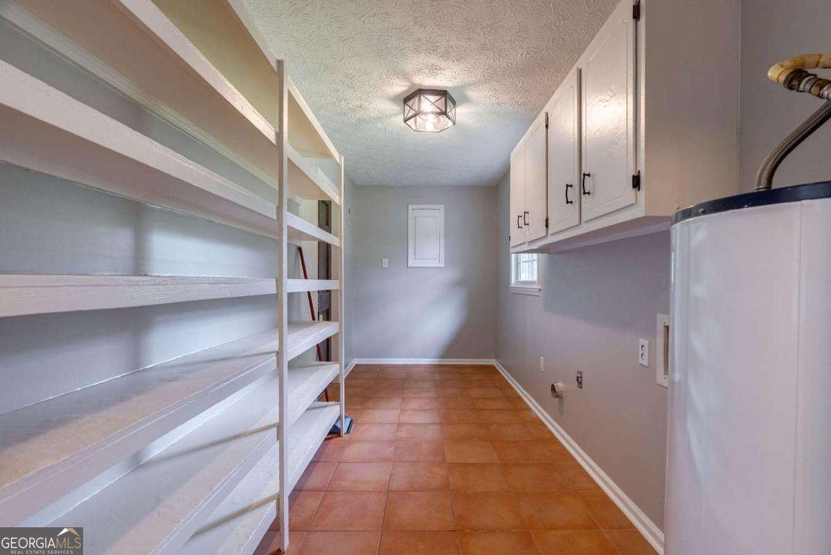 Statham, Georgia, 30666, United States, 3 Bedrooms Bedrooms, ,2 BathroomsBathrooms,Residential,For Sale,1882643