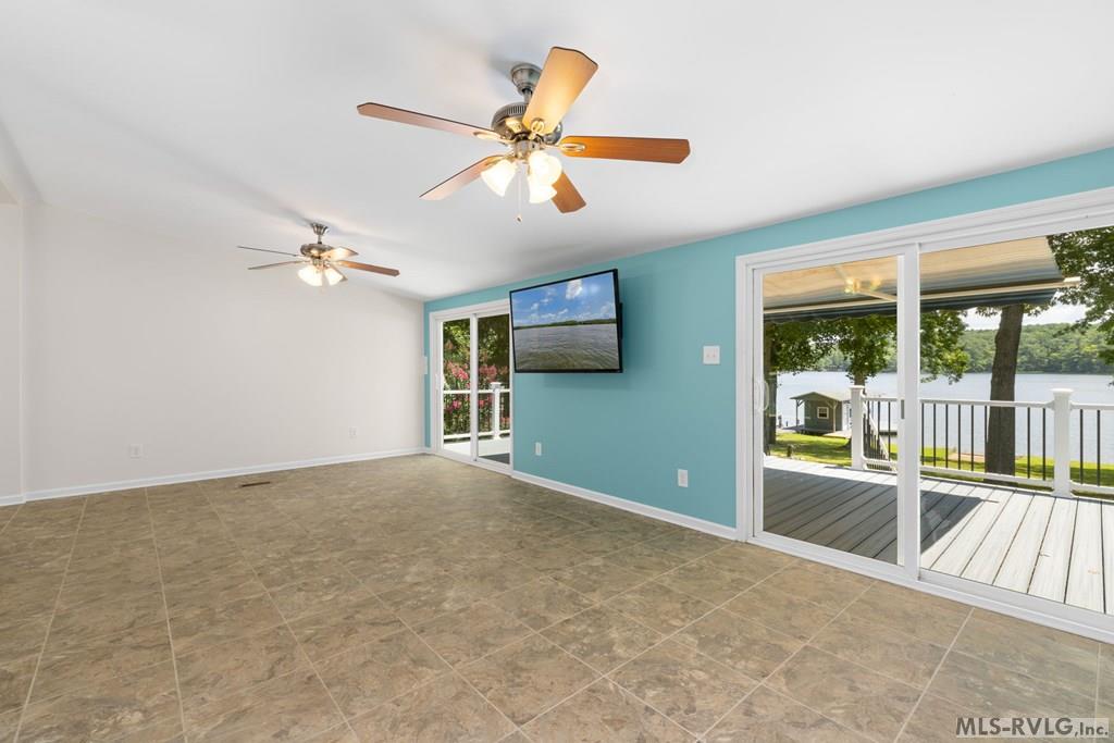 Macon, North Carolina, 27551, United States, 3 Bedrooms Bedrooms, ,2 BathroomsBathrooms,Residential,For Sale,1896406