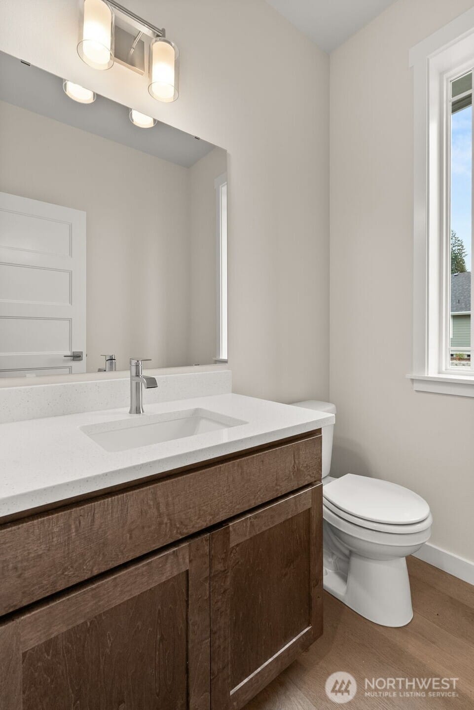 Tumwater, Washington, 98512, United States, 4 Bedrooms Bedrooms, ,3 BathroomsBathrooms,Residential,For Sale,1897301