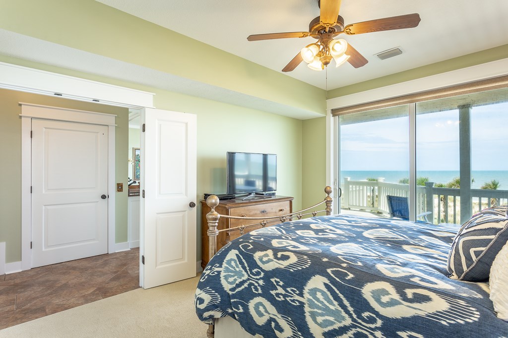 Saint George Island, Florida, 32328, United States, 5 Bedrooms Bedrooms, ,6 BathroomsBathrooms,Residential,For Sale,1976248