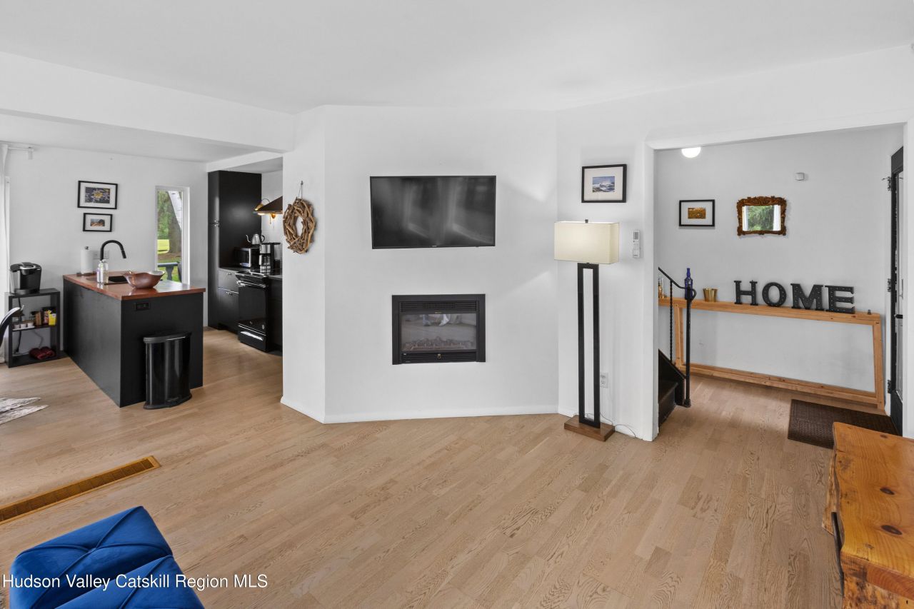 Denver, New York, 12421, United States, 4 Bedrooms Bedrooms, ,2 BathroomsBathrooms,Residential,For Sale,1890503