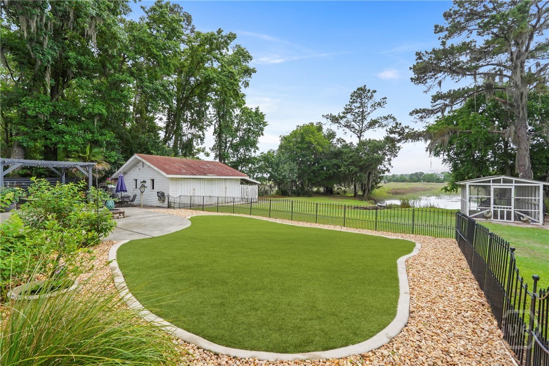 Savannah, Georgia, 31406, United States, 4 Bedrooms Bedrooms, ,4 BathroomsBathrooms,Residential,For Sale,1836812