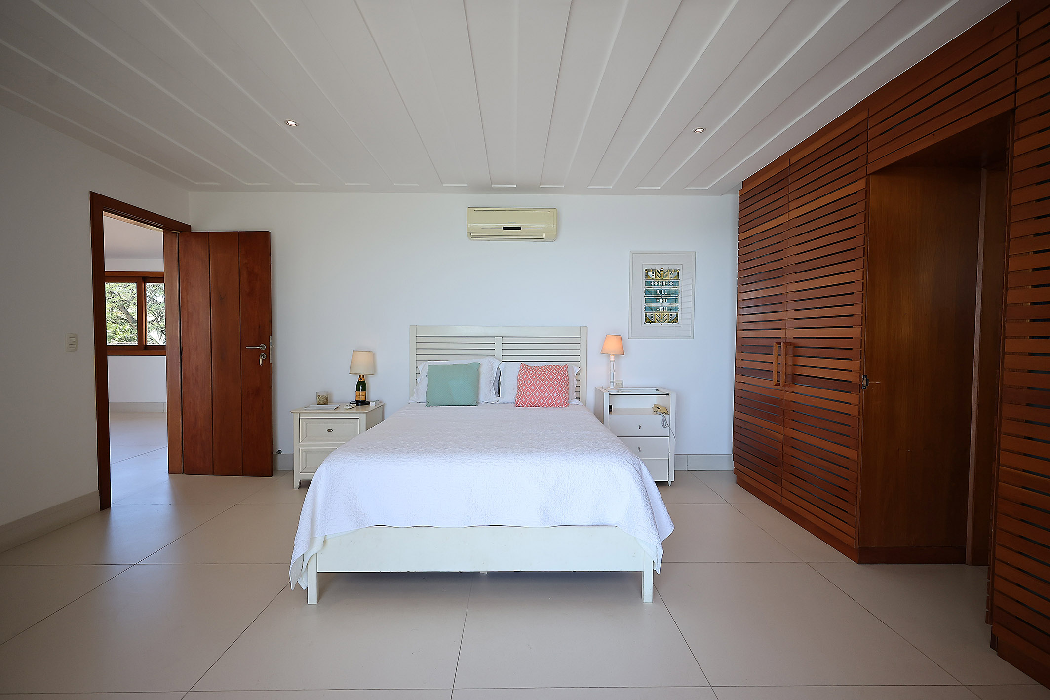  Beachfront House with Six Suites and Sunset Views in Manguinhos, Búzios - 物件實景