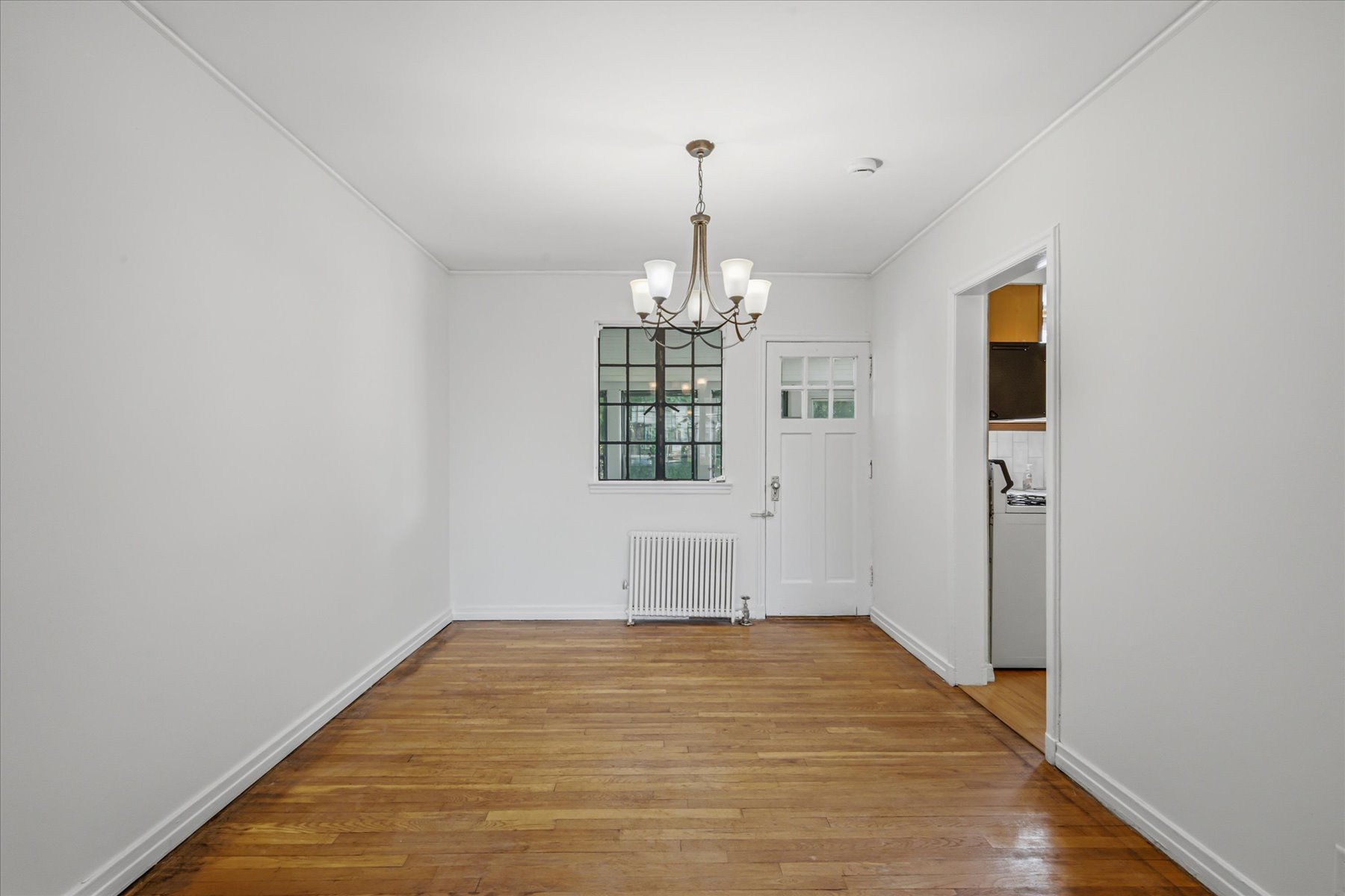  198-22 29th Avenue, Flushing, NY, 11358 - 物件實景