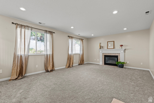 South Ogden, Utah, 84403, United States, 4 Bedrooms Bedrooms, ,3 BathroomsBathrooms,Residential,For Sale,1933681