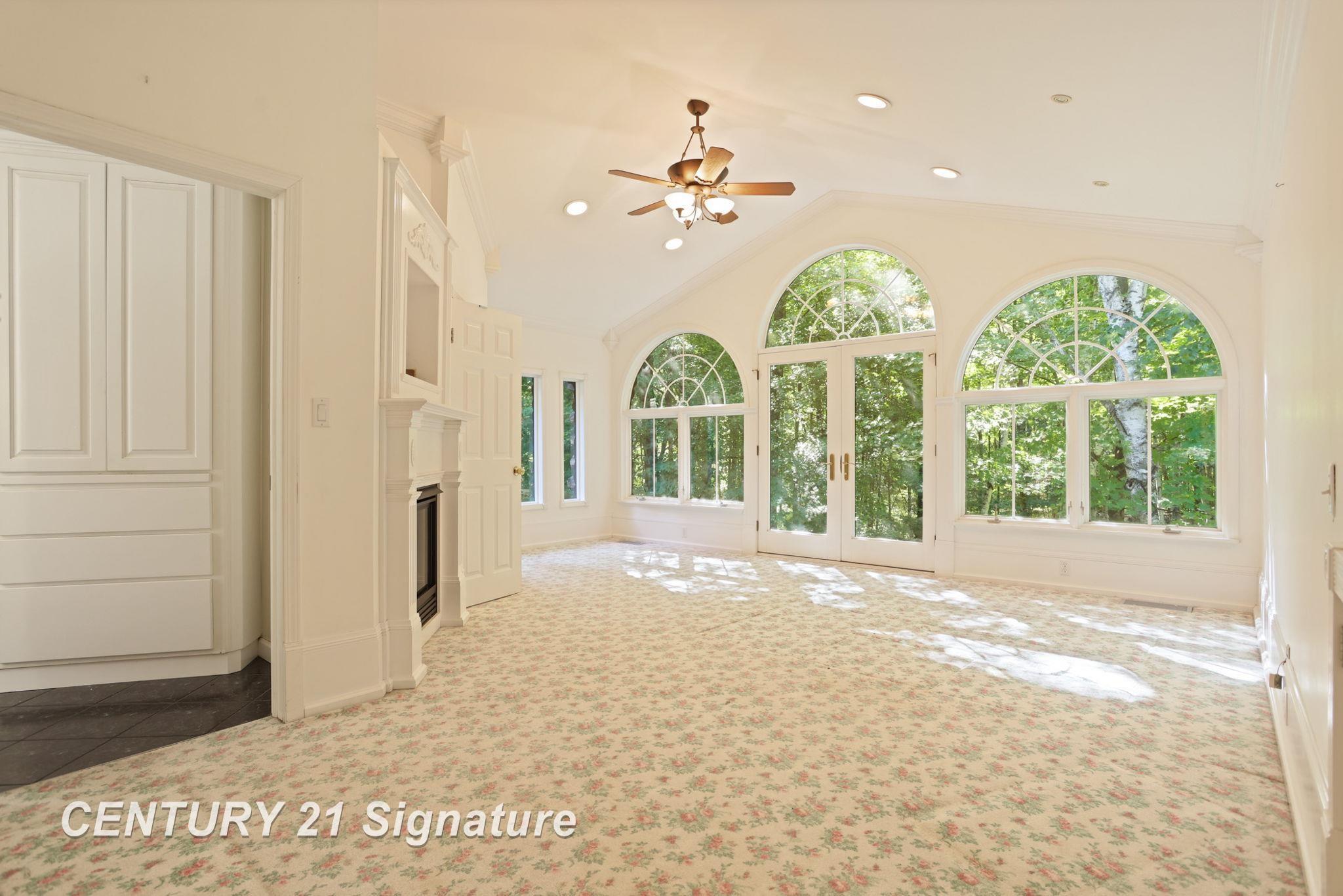 Chesaning, Michigan, 48616, United States, 4 Bedrooms Bedrooms, ,3 BathroomsBathrooms,Residential,For Sale,1980512