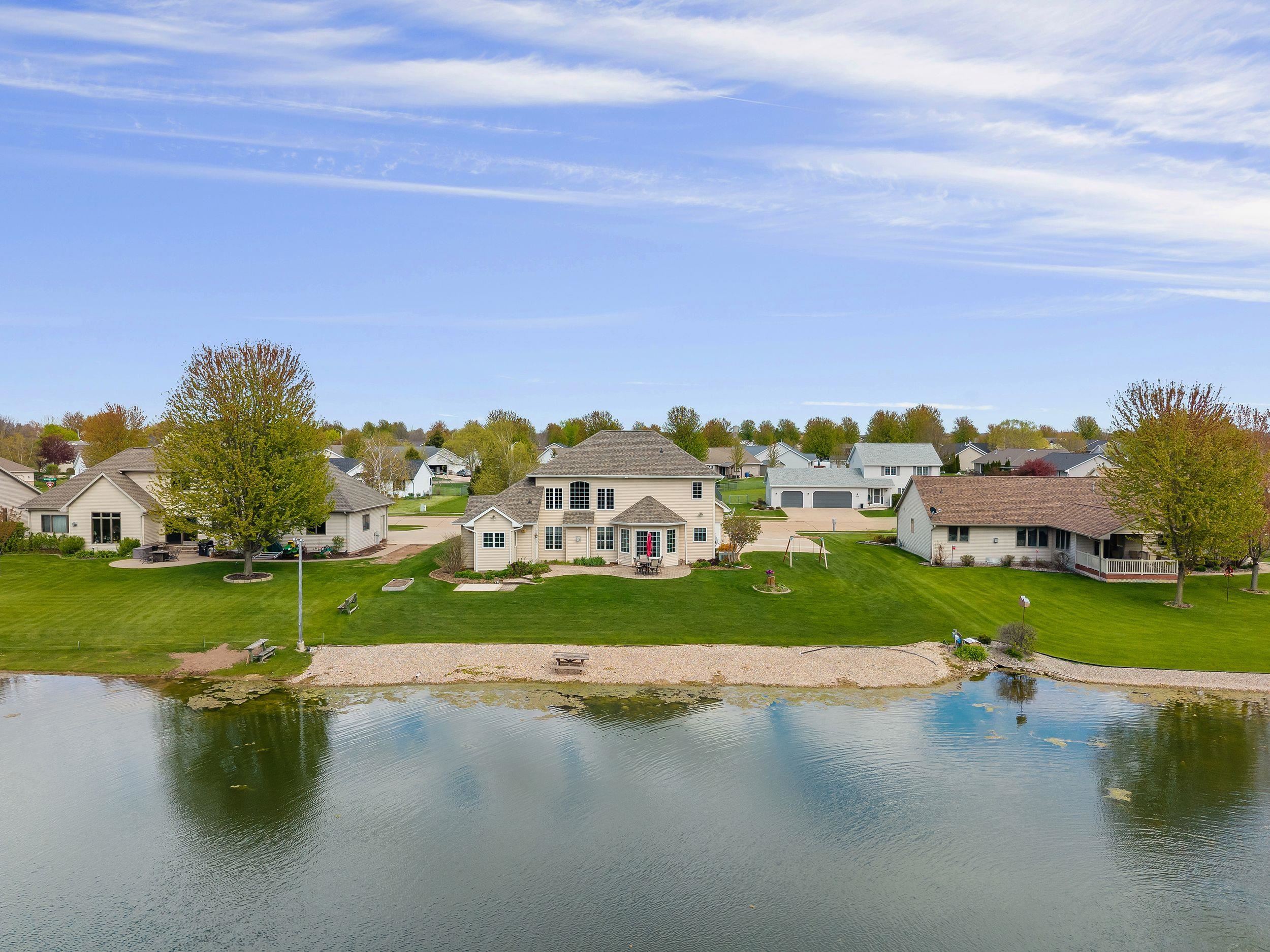 Kaukauna, Wisconsin, 54130-3934, United States, 4 Bedrooms Bedrooms, ,4 BathroomsBathrooms,Residential,For Sale,2034121