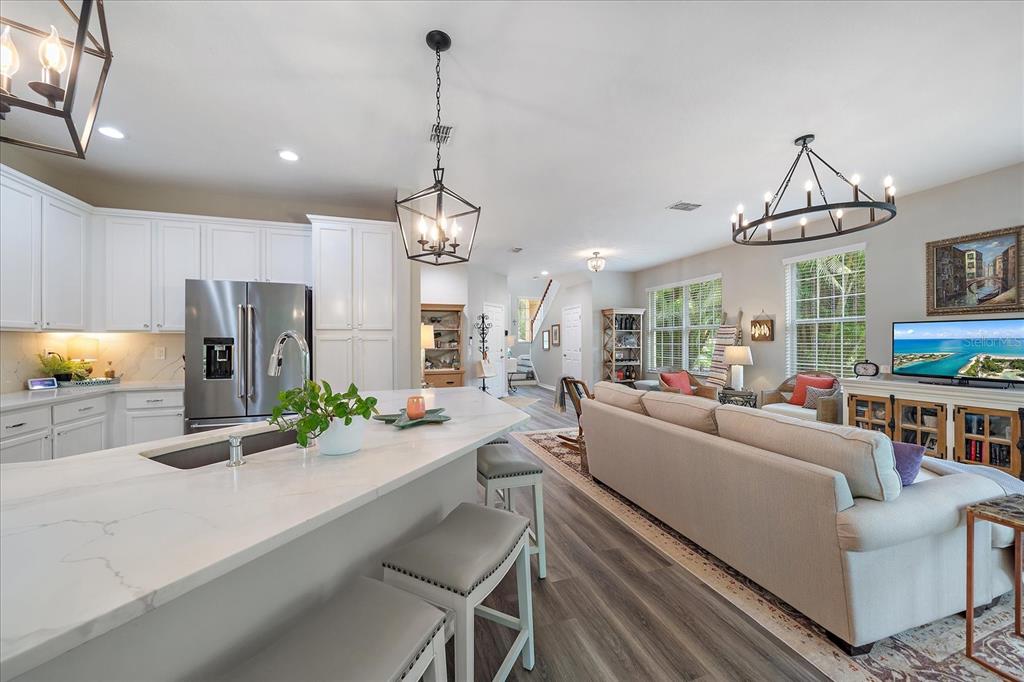 Sarasota, Florida, 34243, United States, 3 Bedrooms Bedrooms, ,3 BathroomsBathrooms,Residential,For Sale,1885250