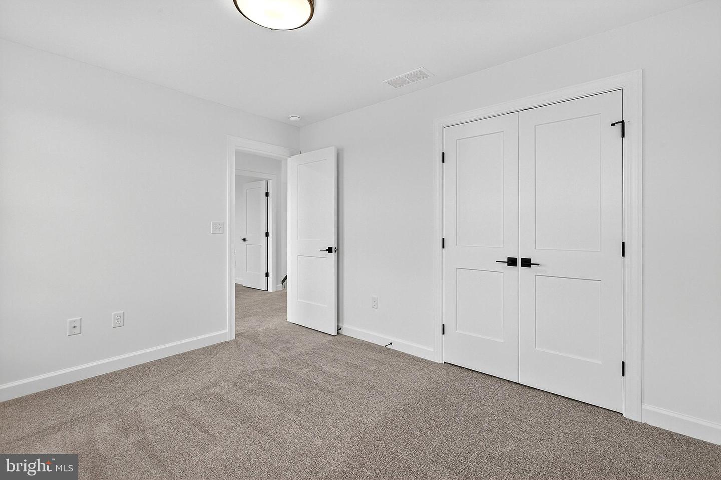 LINCOLN, Delaware, 19960, United States, 4 Bedrooms Bedrooms, ,4 BathroomsBathrooms,Residential,For Sale,1989943