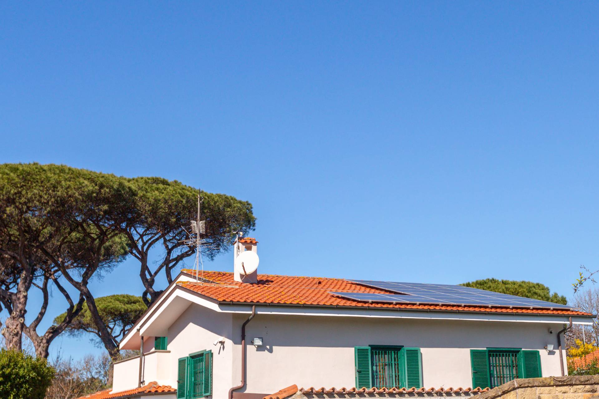 Roma, Roma, 00100, IT, 6 Bedrooms Bedrooms, ,5 BathroomsBathrooms,Residential,For Sale,1941968