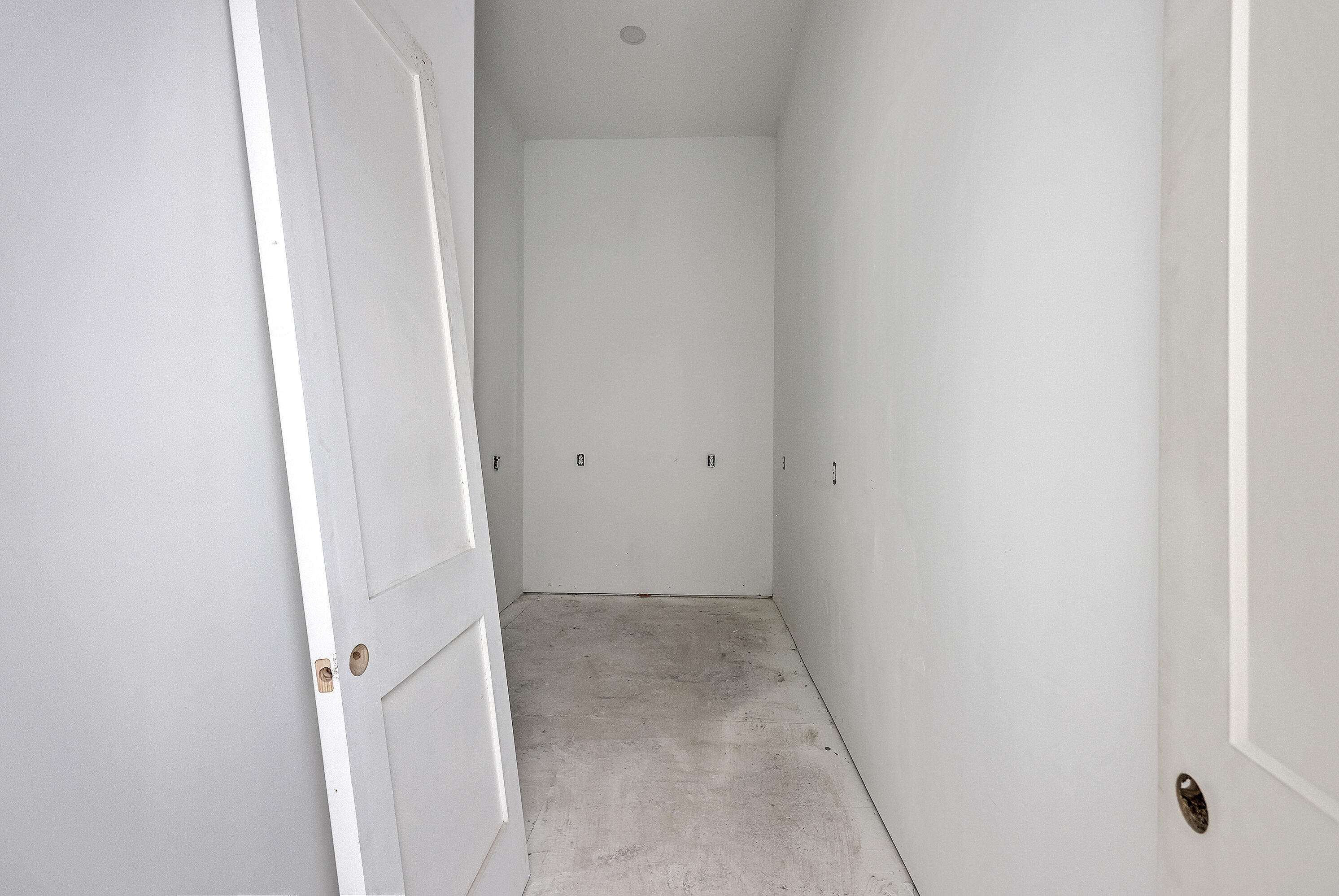 Summerville, South Carolina, 29485, United States, 5 Bedrooms Bedrooms, ,6 BathroomsBathrooms,Residential,For Sale,1977326