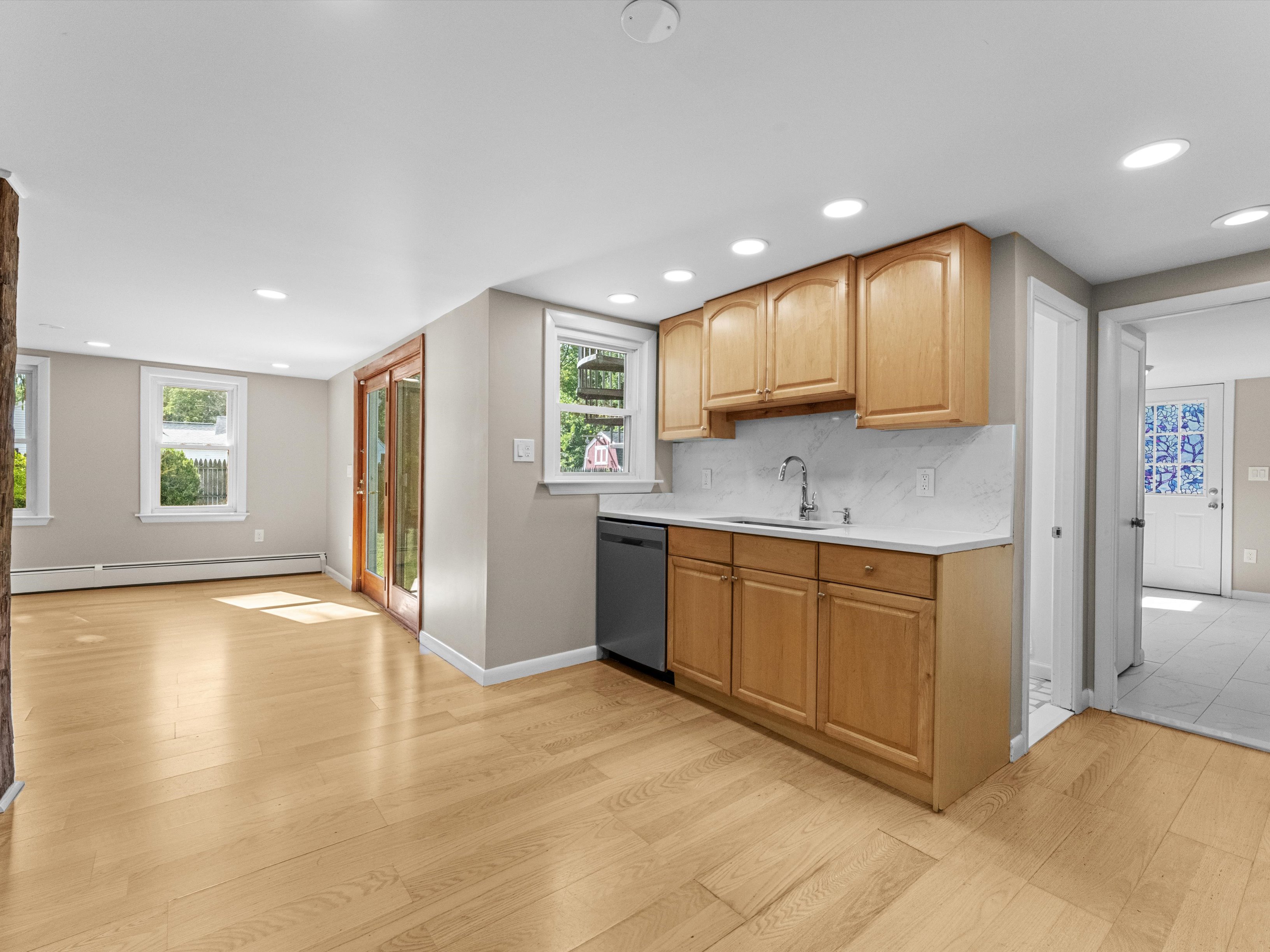  82 Boston Road, Sutton, MA 01590 - 物件實景