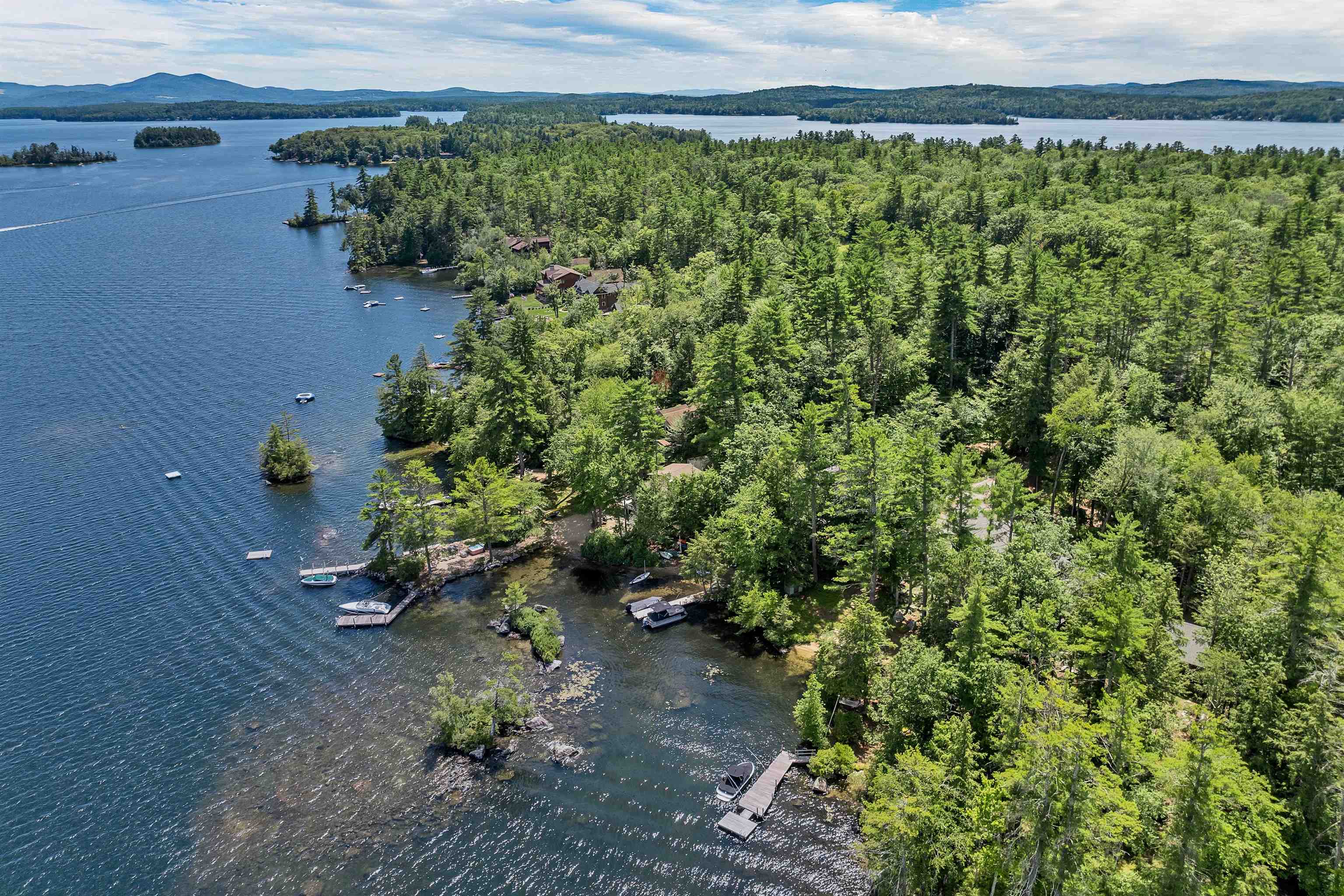 Moultonborough, New Hampshire, 03254, United States, 3 Bedrooms Bedrooms, ,3 BathroomsBathrooms,Residential,For Sale,1901943