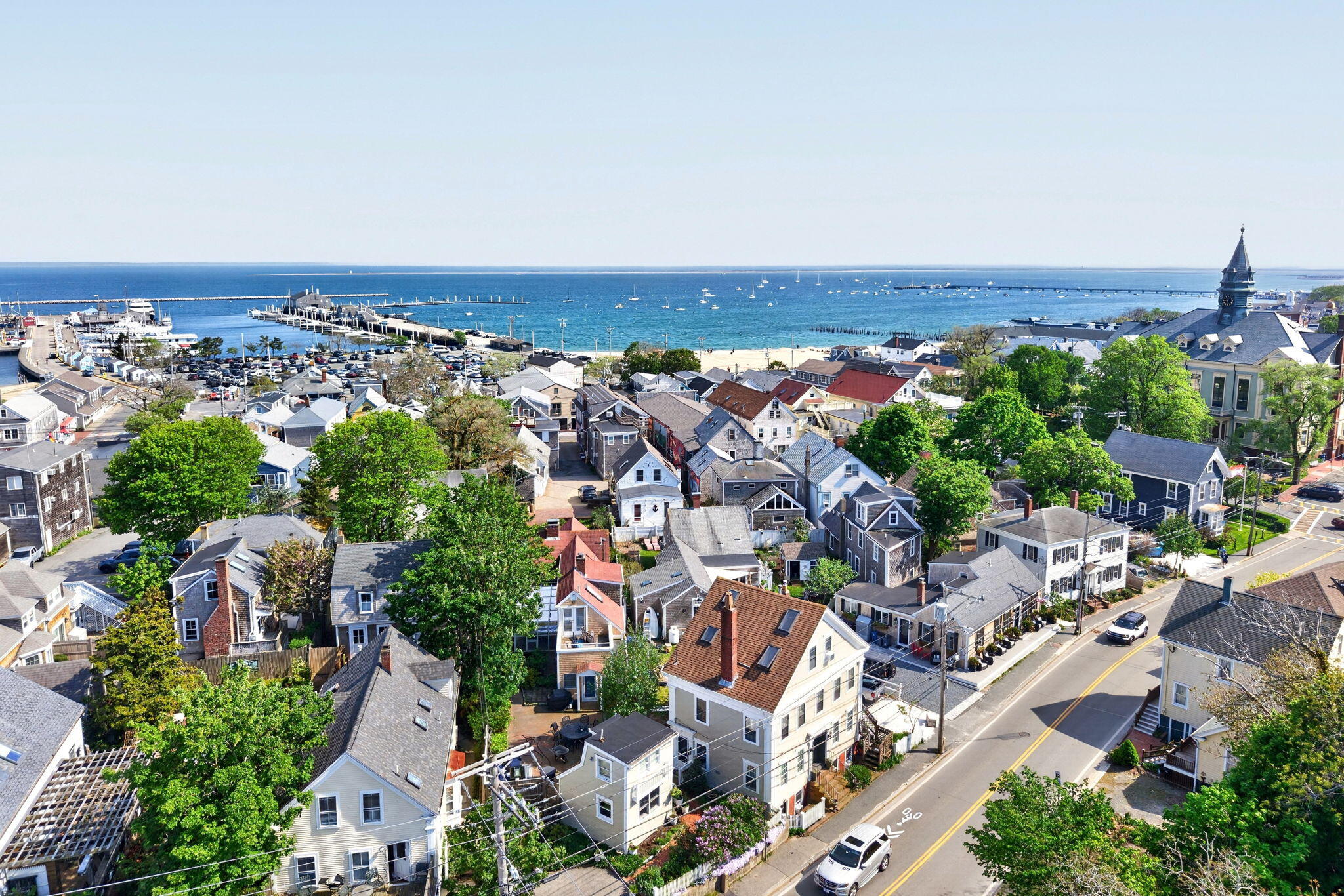  Above It All: A Skylit Penthouse at the Heart of Provincetown - 物件實景