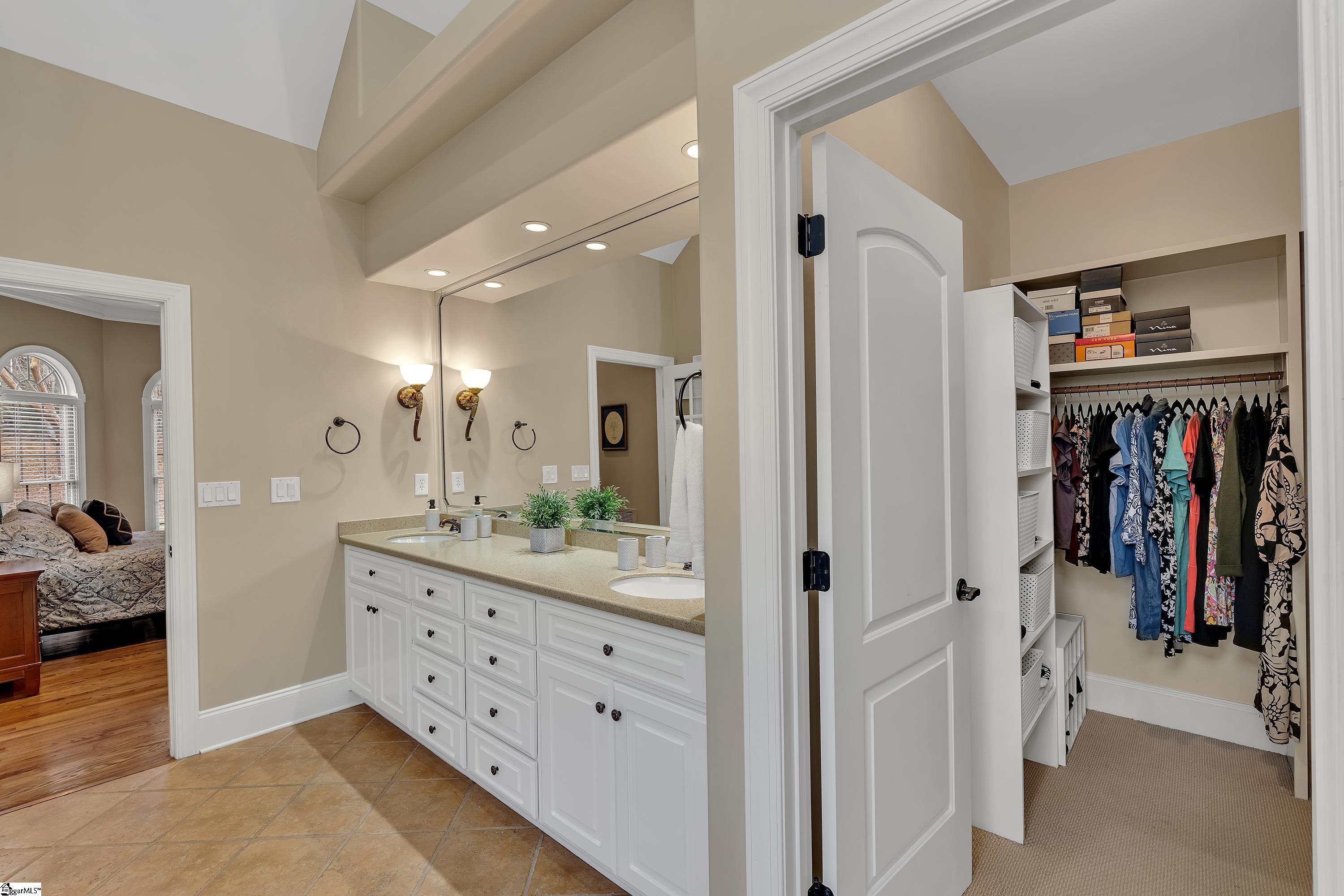 Spartanburg, South Carolina, 29306, United States, 4 Bedrooms Bedrooms, ,4 BathroomsBathrooms,Residential,For Sale,1819955