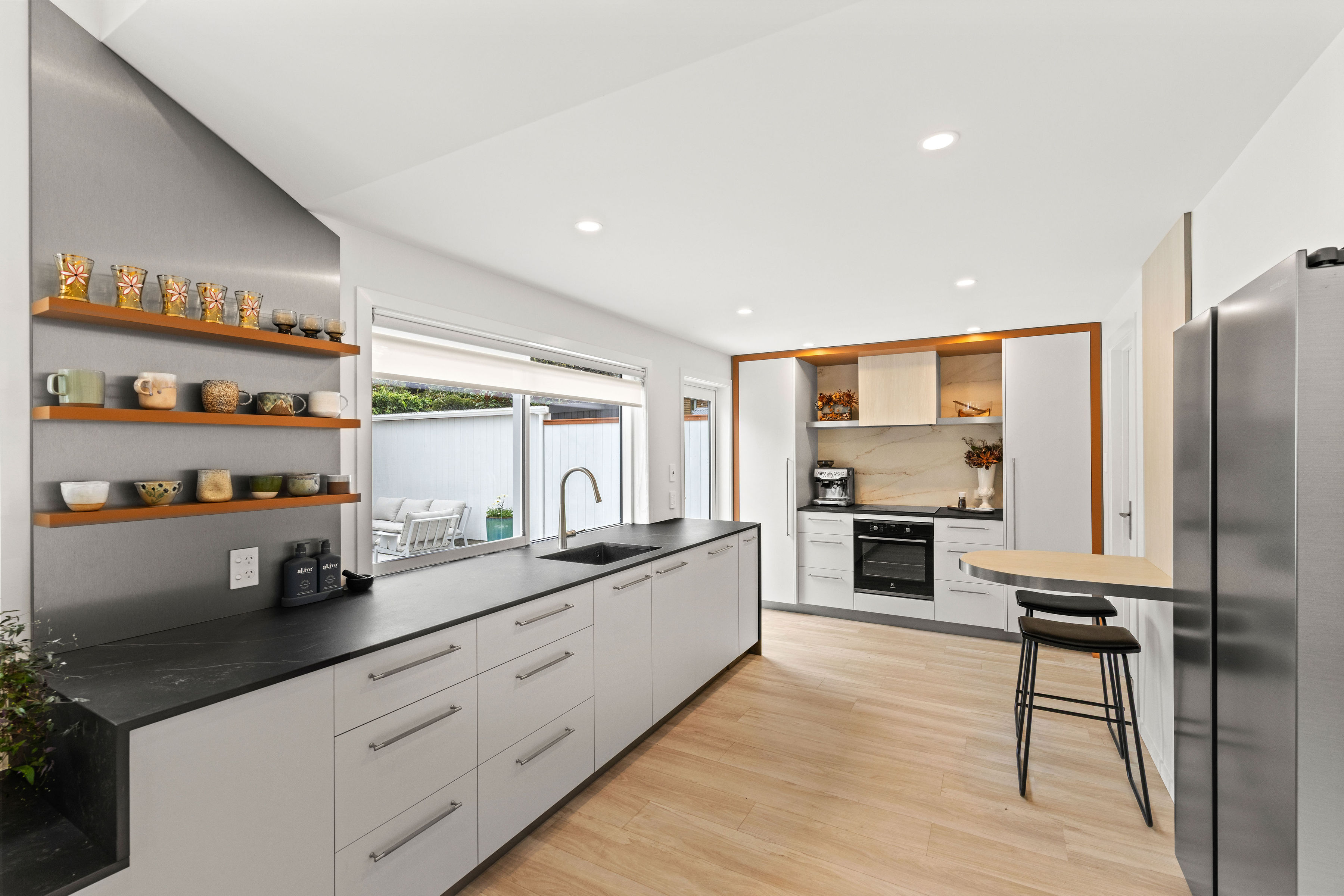  1970’s Architecture, Beautifully Reimagined - 物件實景