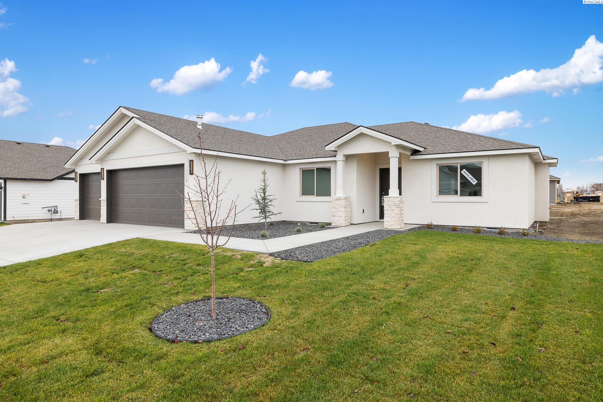 Pasco, Washington, 99301, United States, 4 Bedrooms Bedrooms, ,1 BathroomBathrooms,Residential,For Sale,1874213