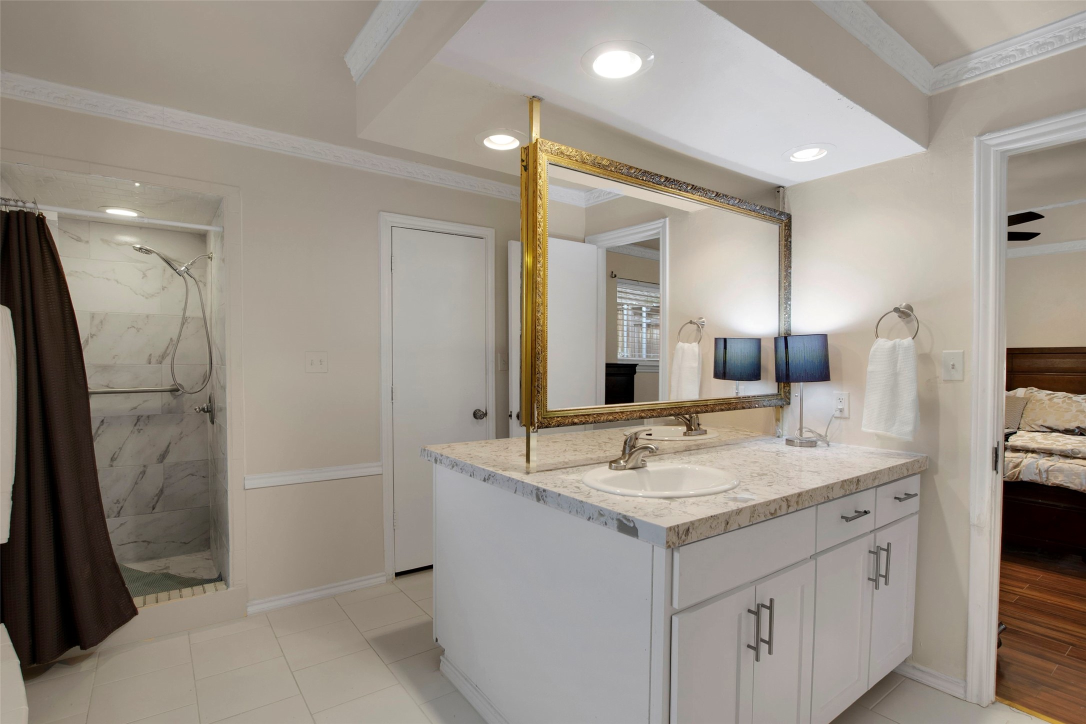 Dallas, Texas, 75243, United States, 5 Bedrooms Bedrooms, ,3 BathroomsBathrooms,Residential,For Sale,1847353