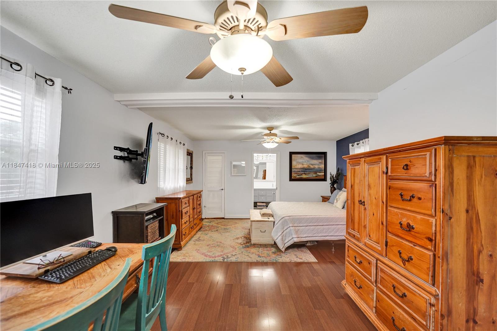 Plantation, Florida, 33313, United States, 4 Bedrooms Bedrooms, ,2 BathroomsBathrooms,Residential,For Sale,1903667