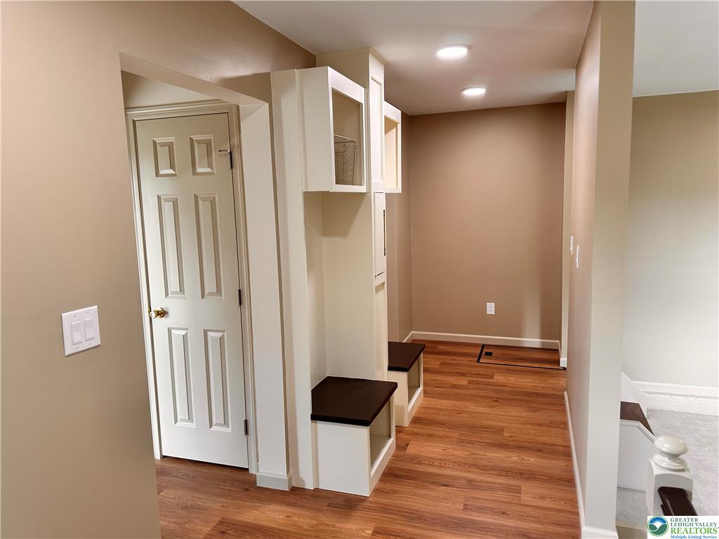 Washington Twp, Pennsylvania, 18080, United States, 3 Bedrooms Bedrooms, ,3 BathroomsBathrooms,Residential,For Sale,1984610