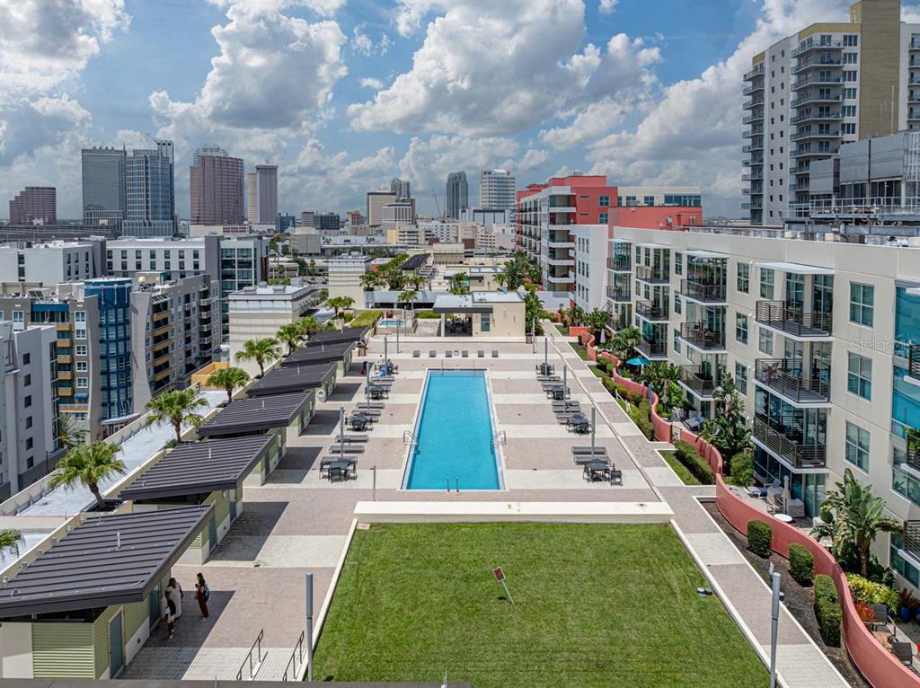 Tampa, Florida, 33602, United States, 1 Bedroom Bedrooms, ,2 BathroomsBathrooms,Residential,For Sale,1807675