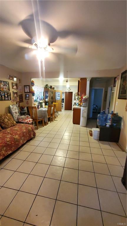 Los Angeles, California, 90001, United States, 2 Bedrooms Bedrooms, ,1 BathroomBathrooms,Residential,For Sale,1943233