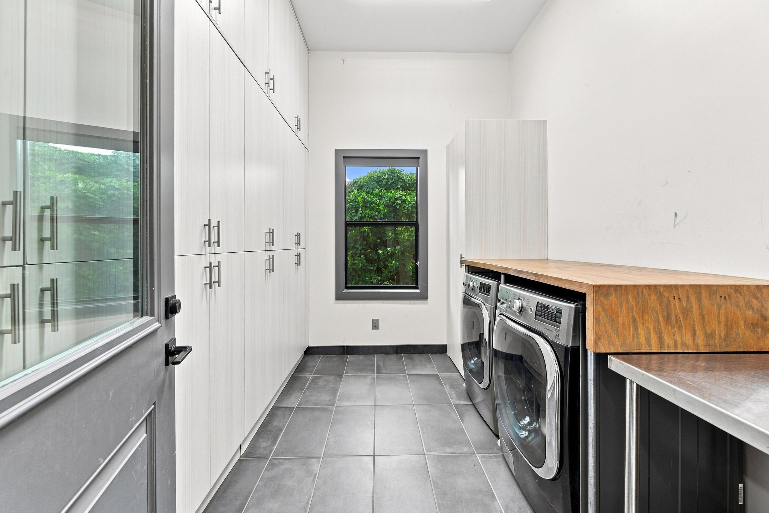  13155 Southfields Road - 物件實景