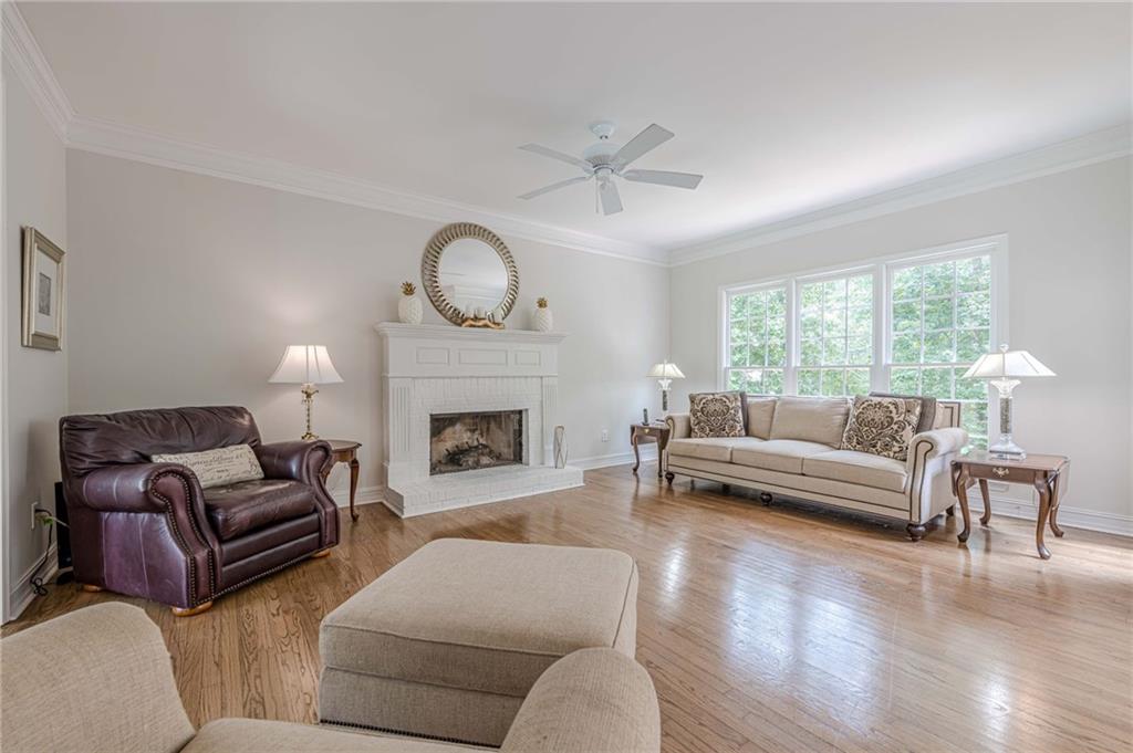 Cumming, Georgia, 30041, United States, 5 Bedrooms Bedrooms, ,5 BathroomsBathrooms,Residential,For Sale,1919838