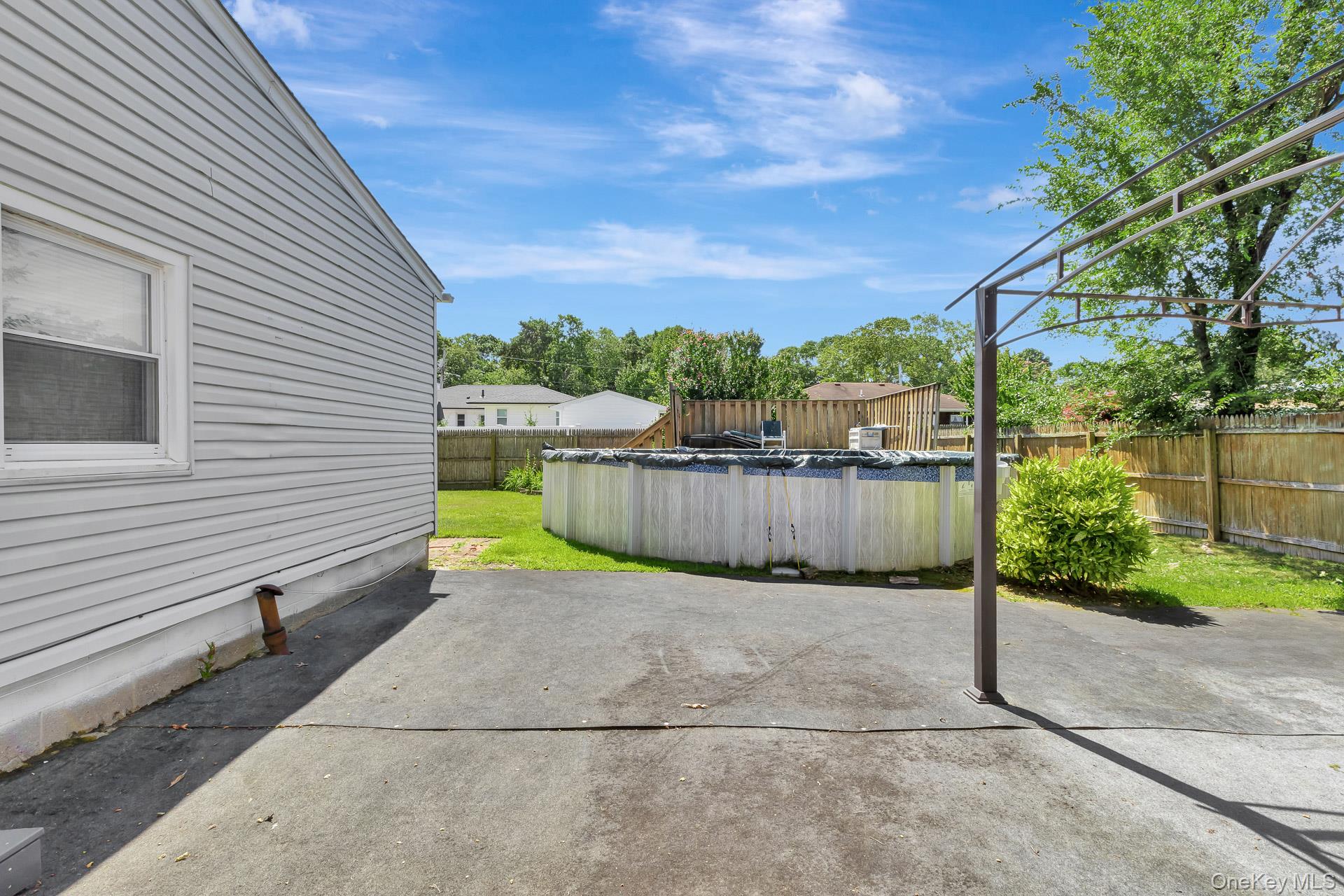 Shirley, New York, 11967, United States, 4 Bedrooms Bedrooms, ,4 BathroomsBathrooms,Residential,For Sale,1924990