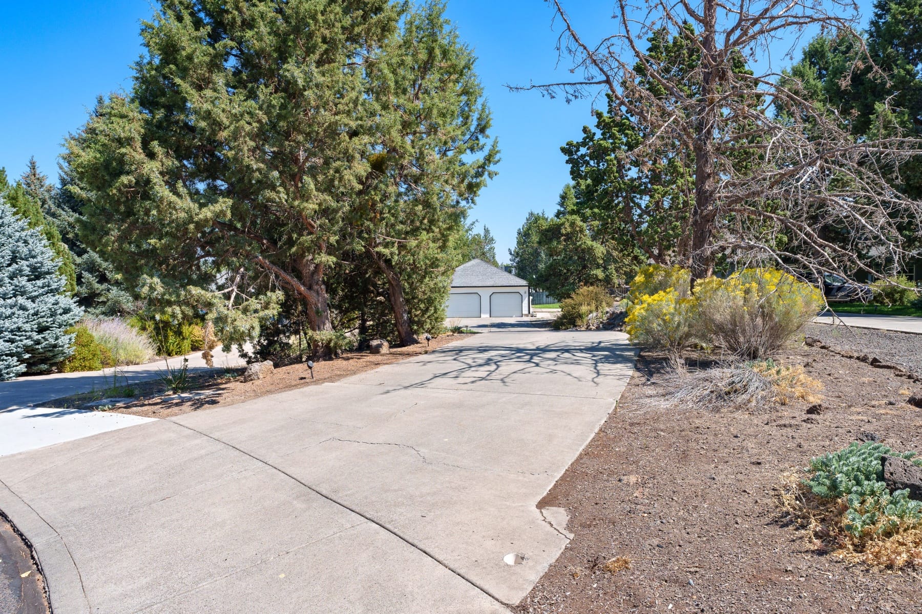  1052 NE Francis Court Bend, OR 97701 - 物件實景