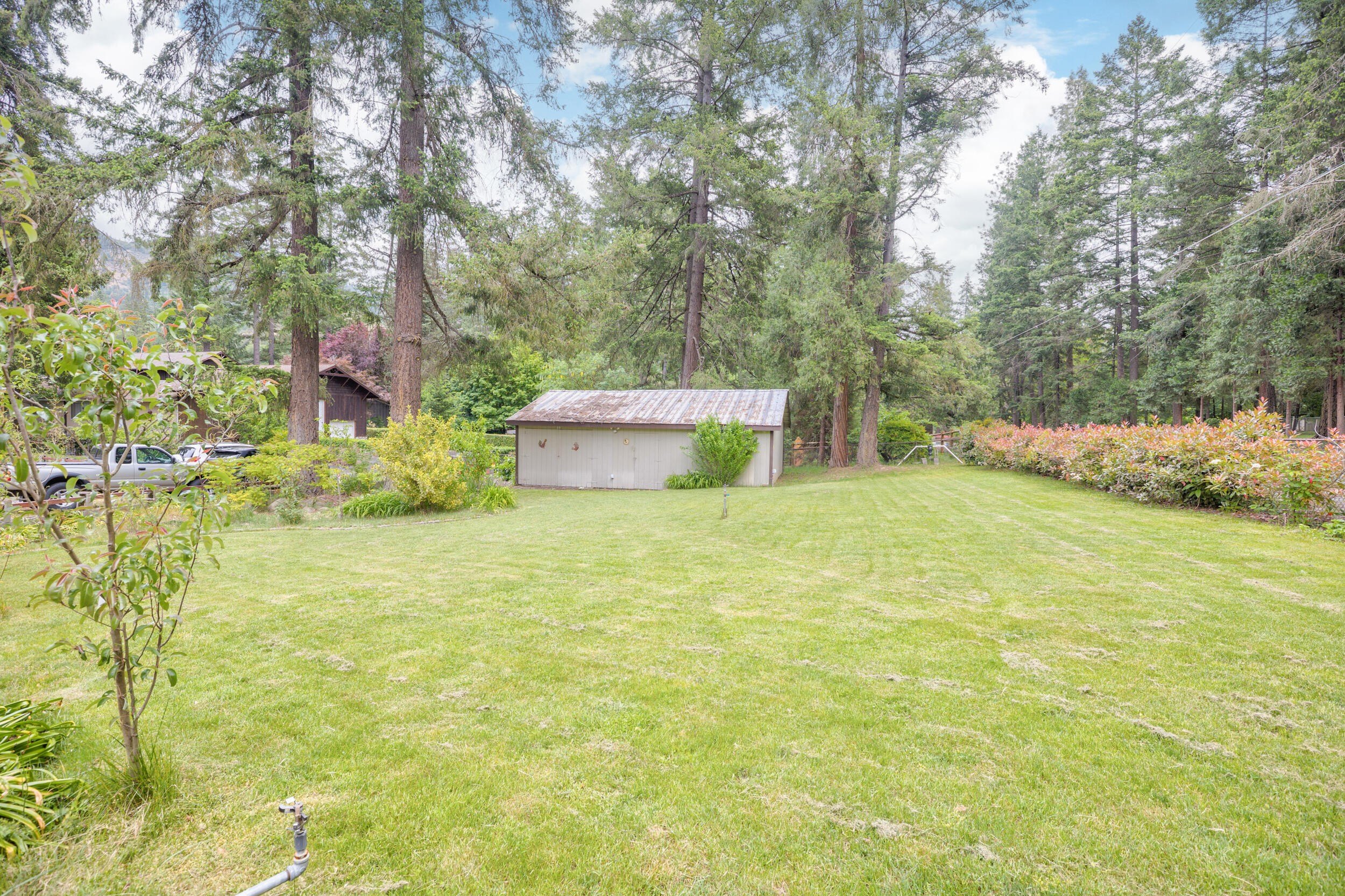 Grants Pass, Oregon, 97527, United States, 3 Bedrooms Bedrooms, ,3 BathroomsBathrooms,Residential,For Sale,1822817