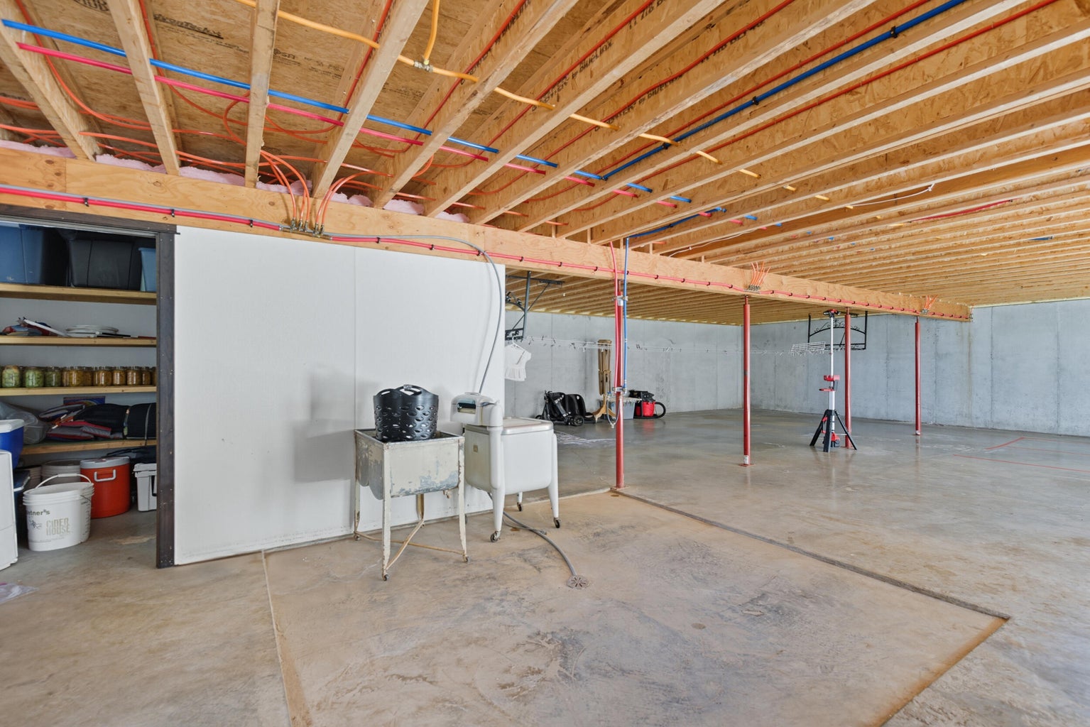 Nashville, Michigan, 49073, United States, 8 Bedrooms Bedrooms, ,3 BathroomsBathrooms,Residential,For Sale,1983541