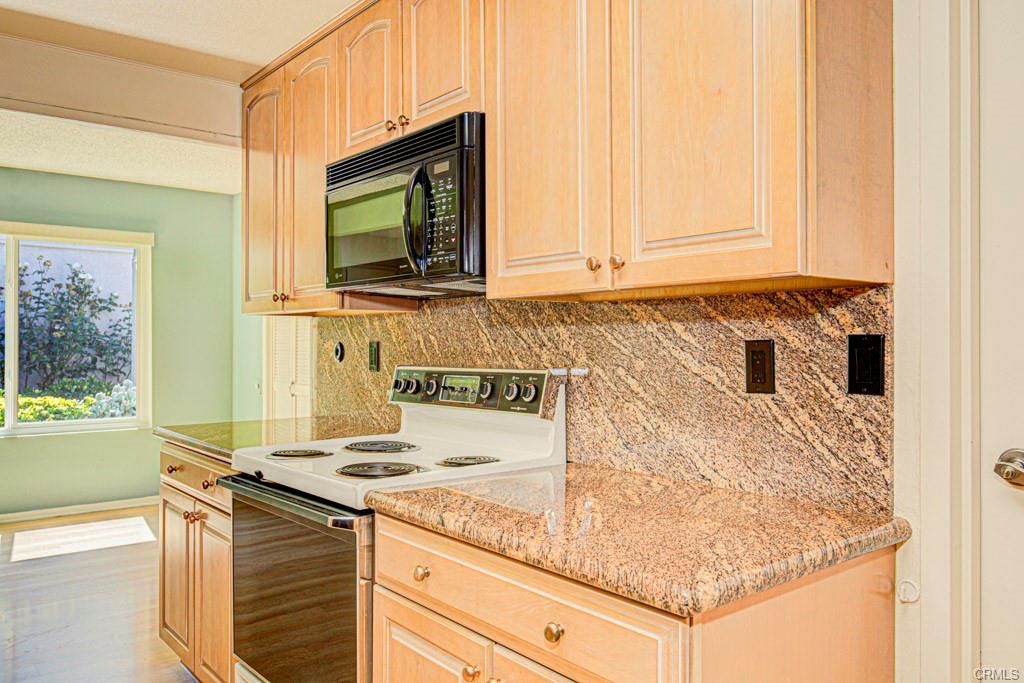 Laguna Woods, California, 92637, United States, 2 Bedrooms Bedrooms, ,1 BathroomBathrooms,Residential,For Sale,1923163