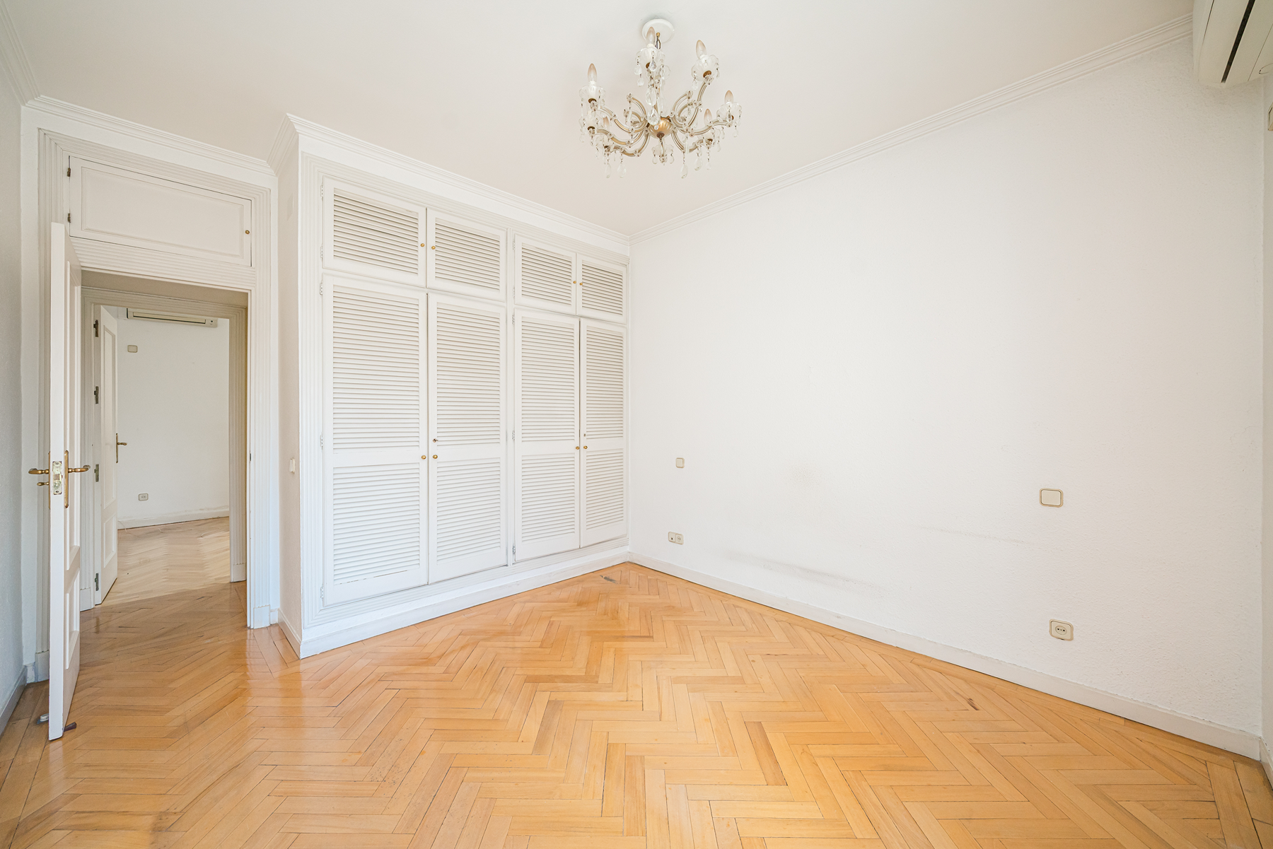  Very bright two-bedroom flat in Trafalgar - 物件實景