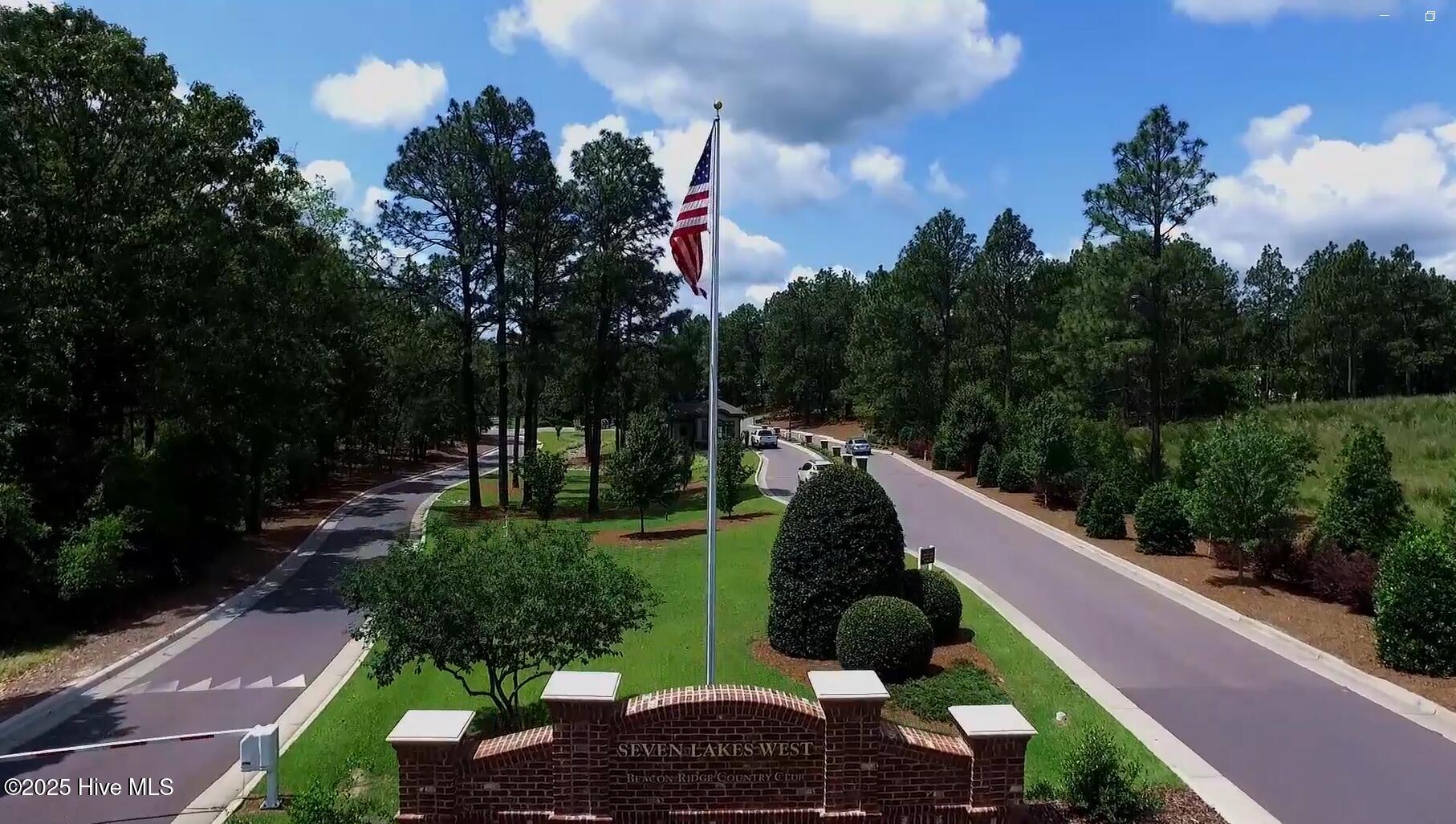 West End, North Carolina, 27376, United States, 4 Bedrooms Bedrooms, ,4 BathroomsBathrooms,Residential,For Sale,1877359
