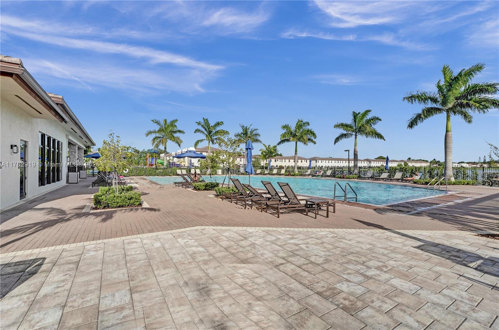 Miami, Florida, 33179, United States, 4 Bedrooms Bedrooms, ,3 BathroomsBathrooms,Residential,For Sale,1768374