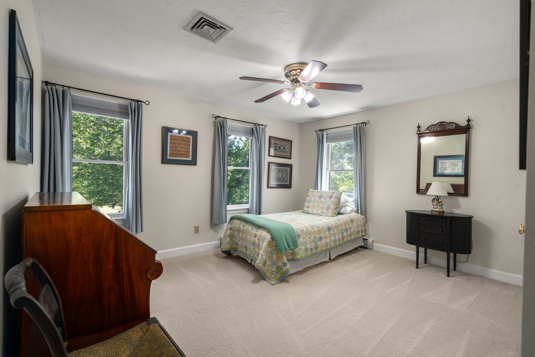  8 Ringbolt Road, Hingham, MA, 02043 - 物件實景