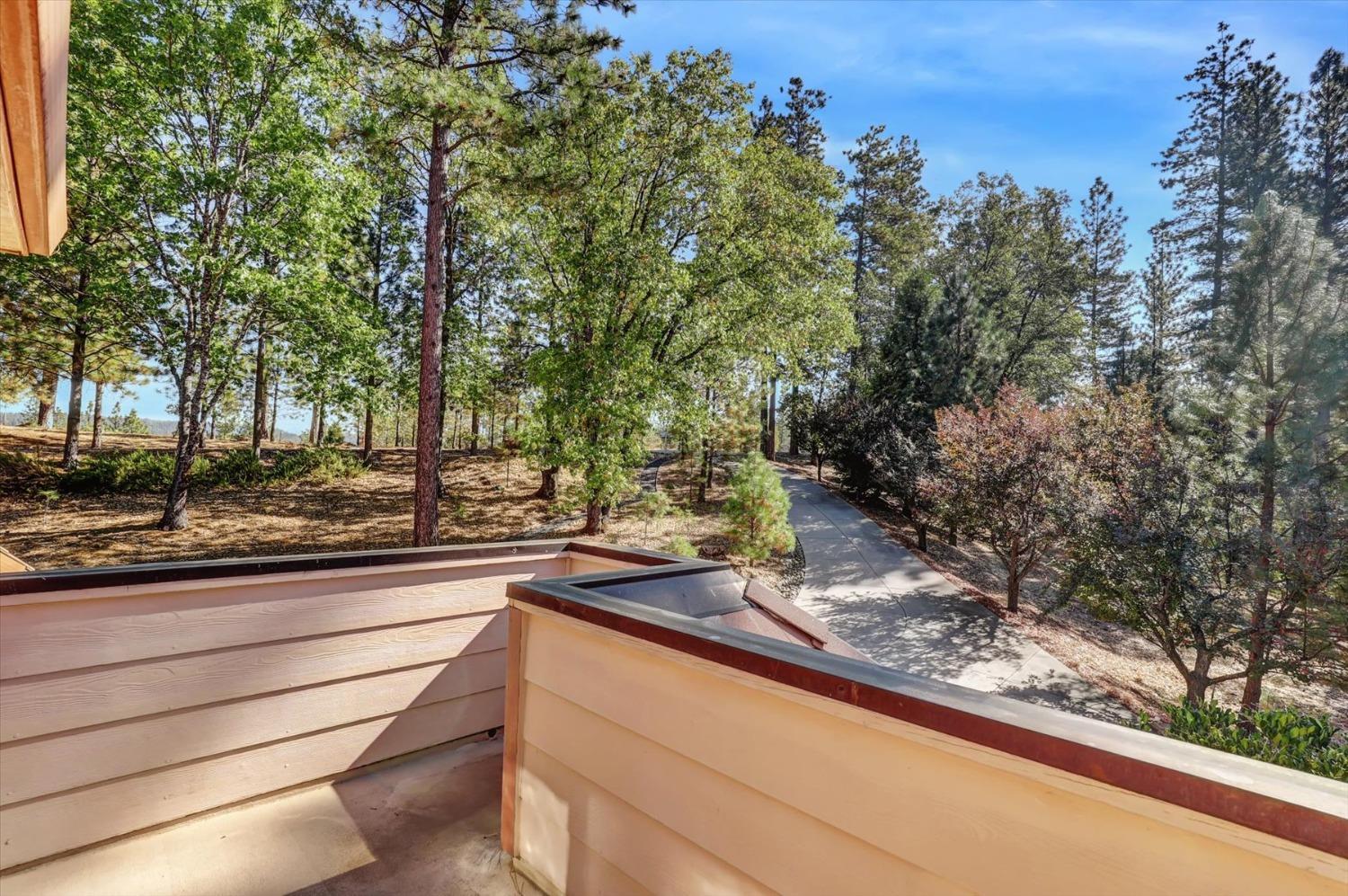 Grass Valley, California, 95945, United States, 4 Bedrooms Bedrooms, ,4 BathroomsBathrooms,Residential,For Sale,1914072