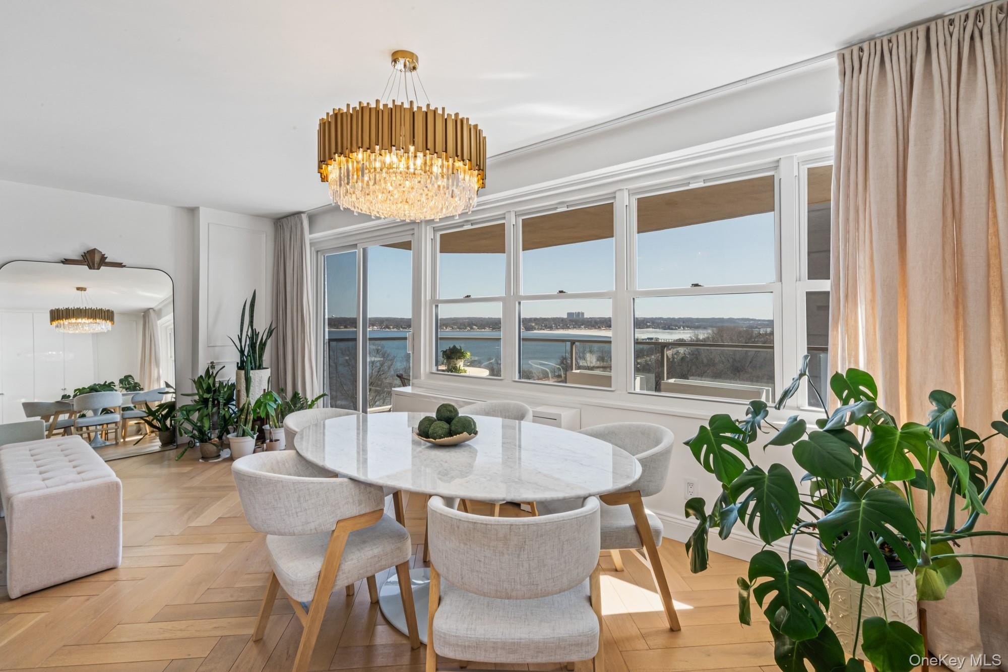 Bayside, New York, 11360, United States, 3 Bedrooms Bedrooms, ,2 BathroomsBathrooms,Residential,For Sale,2048394