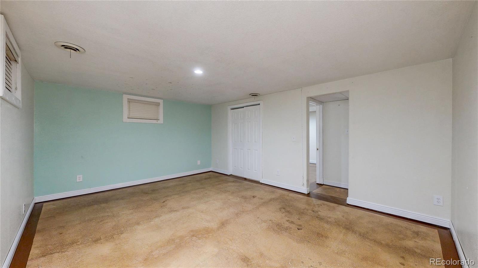 Lakewood, Colorado, 80228, United States, 5 Bedrooms Bedrooms, ,1 BathroomBathrooms,Residential,For Sale,1949485