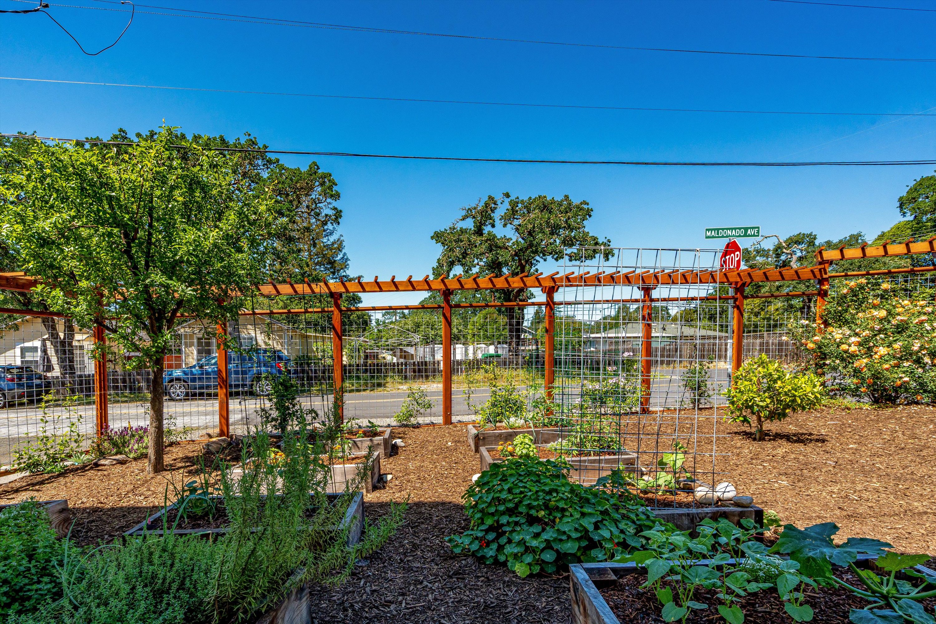  18428 4th  Avenue - 物件實景