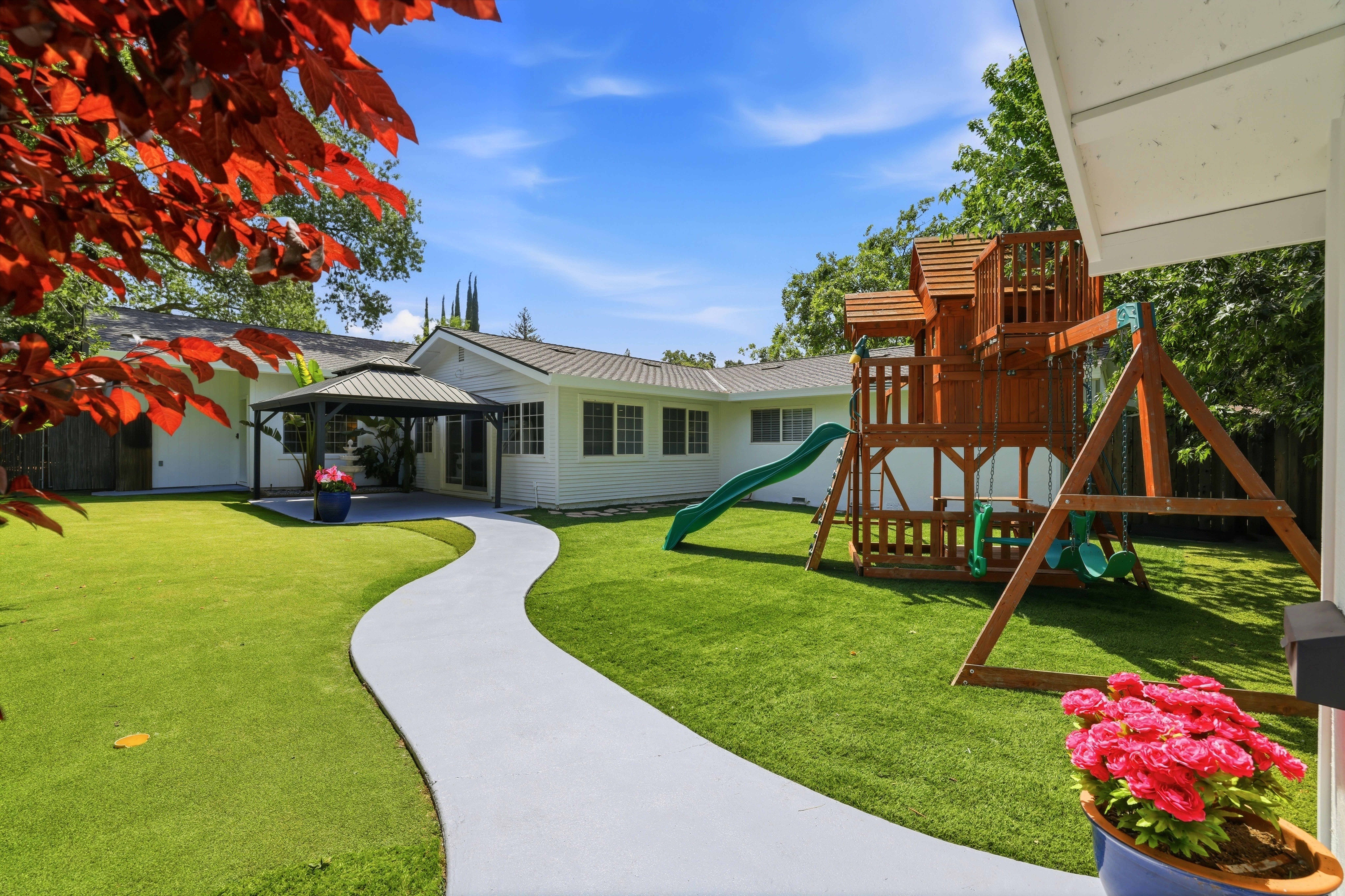  8735 Phoenix Avenue, Fair Oaks, CA 95628 - 物件實景
