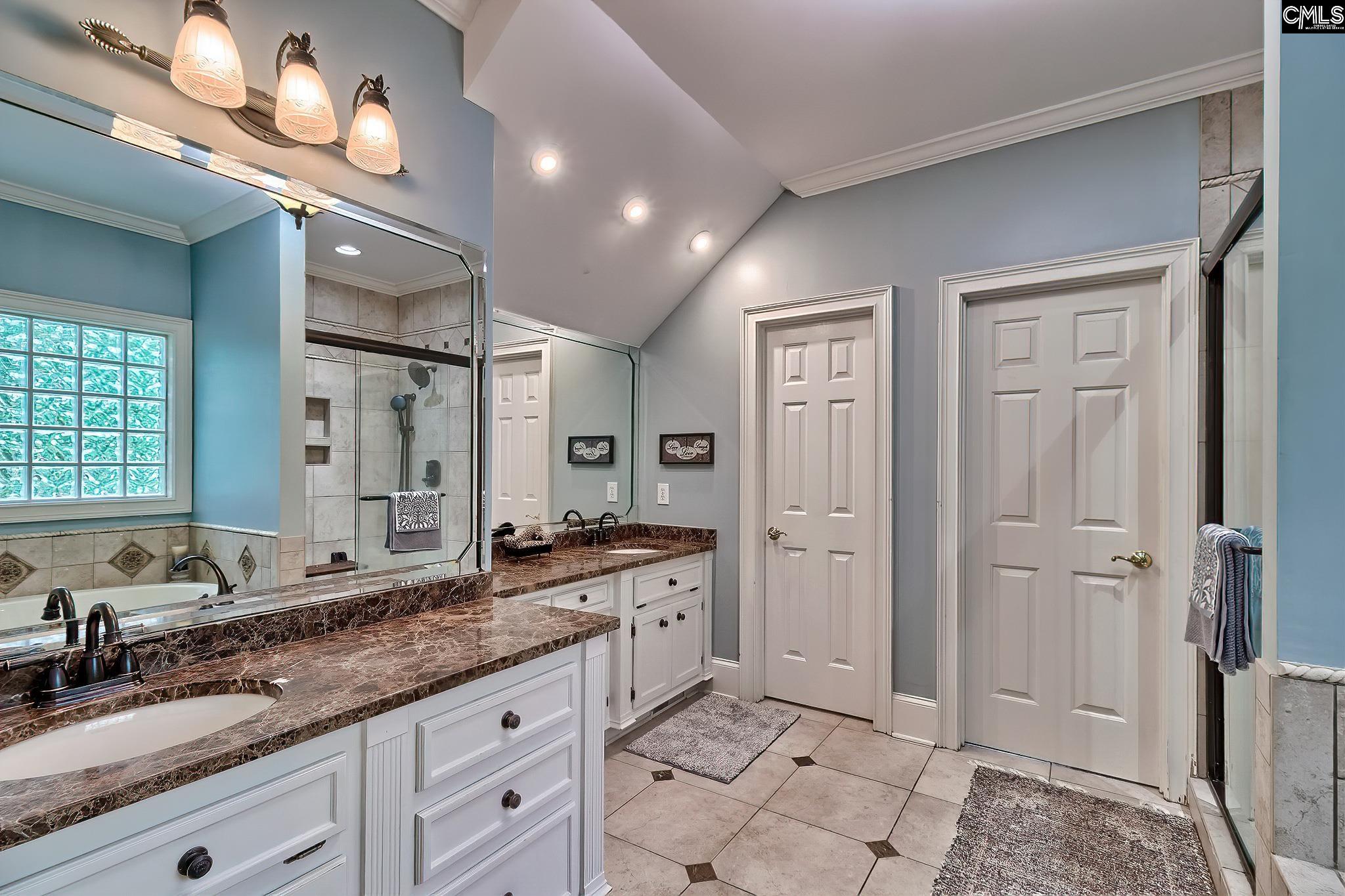 Irmo, South Carolina, 29063, United States, 5 Bedrooms Bedrooms, ,4 BathroomsBathrooms,Residential,For Sale,1908807