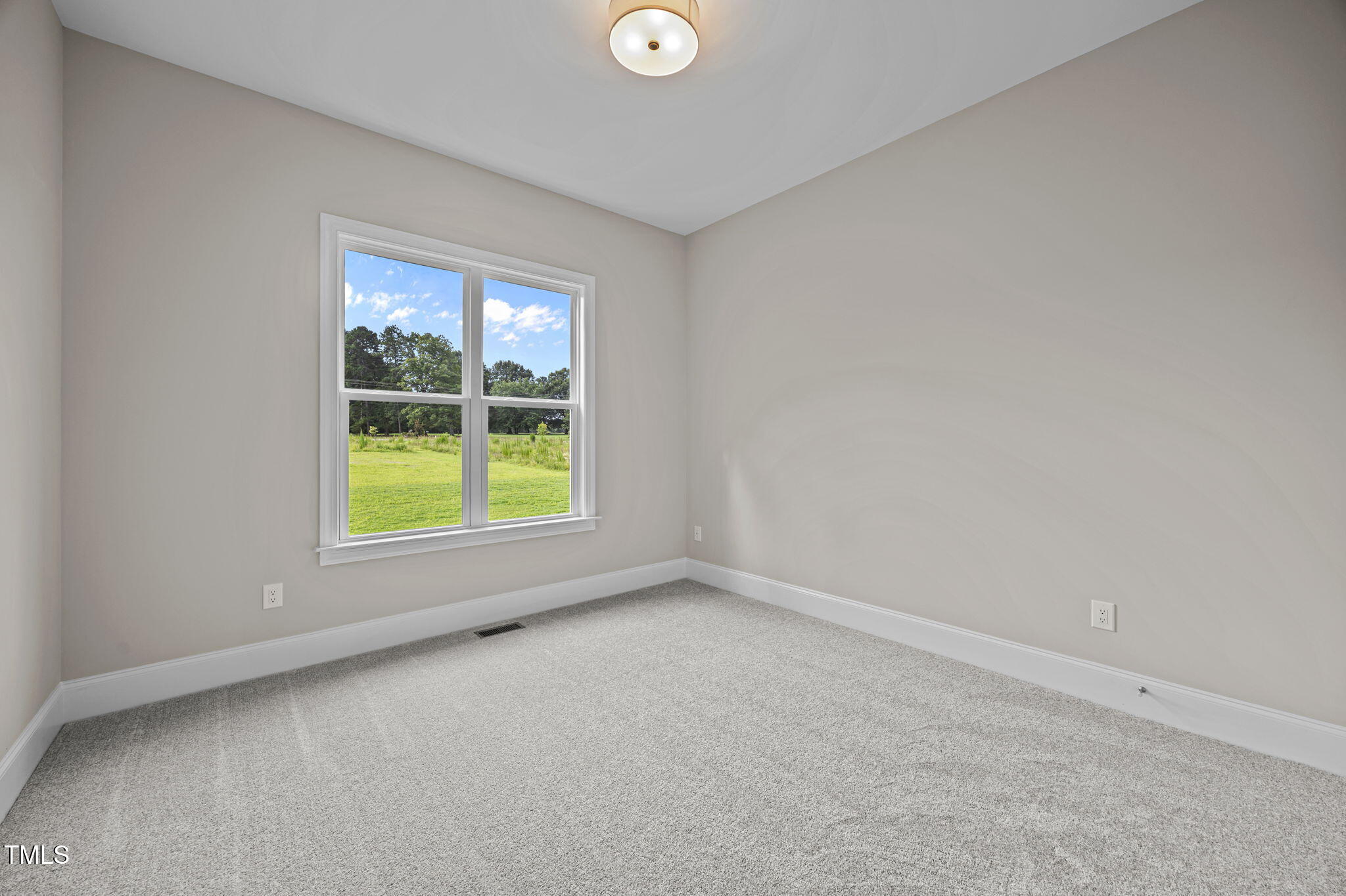 190 Broadleaf Lane, Louisburg, North Carolina, 27549, United States, 4 Bedrooms Bedrooms, ,3 BathroomsBathrooms,Residential,For Sale,190 Broadleaf Lane,1683137