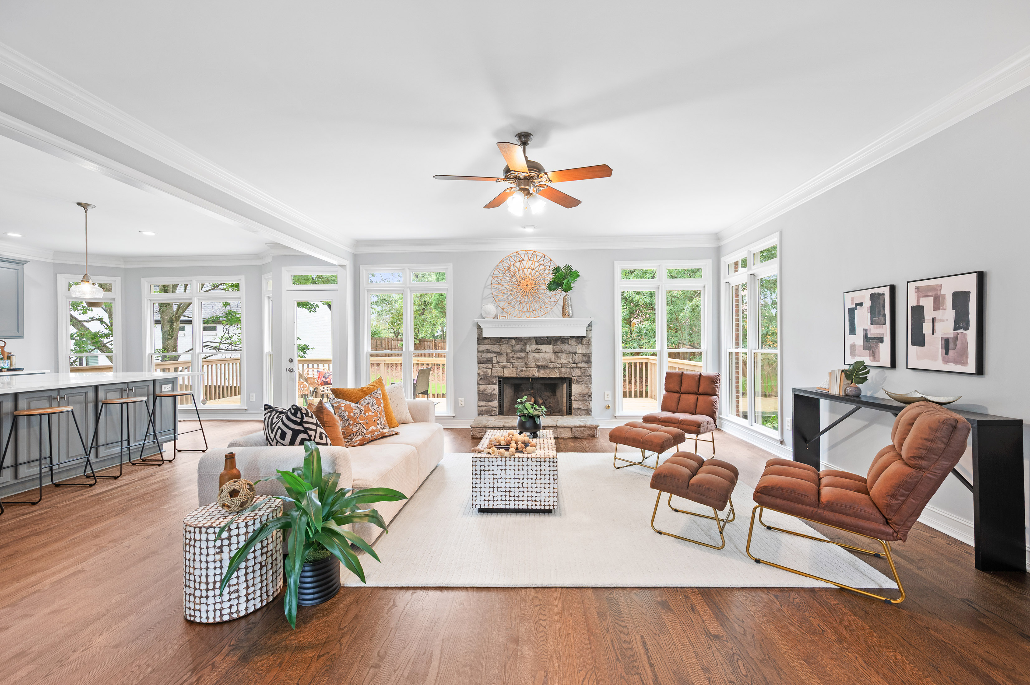  Stunning, All-Brick Home in Sought-After Medlock Place - 物件實景